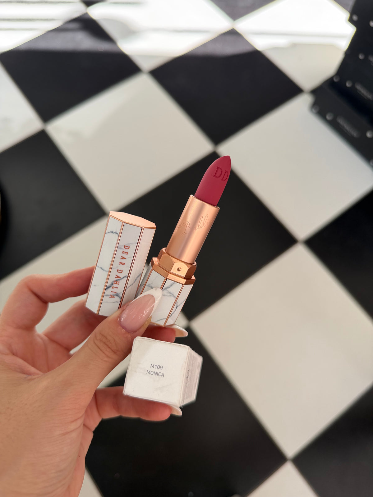 DEAR DAHLIA Lip Paradise Effortless Matte Lipstick - Monica