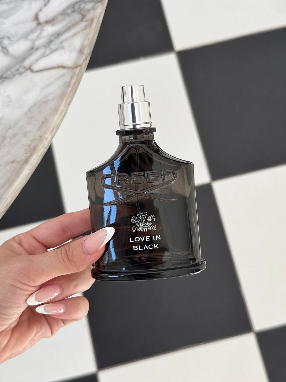 CREED Love In Black
Floral Rich, Violet & Gourmand