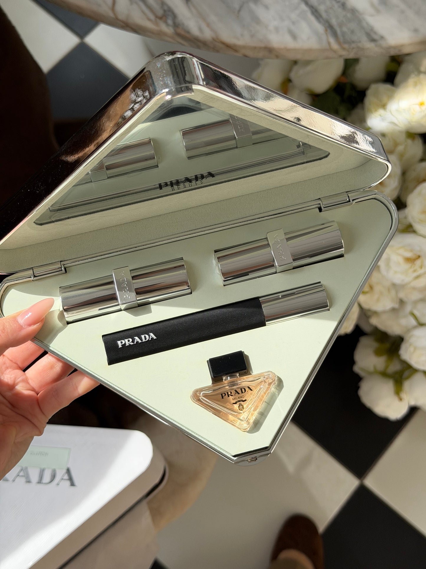 PRADA Beauty Clutch Essentials Case Set