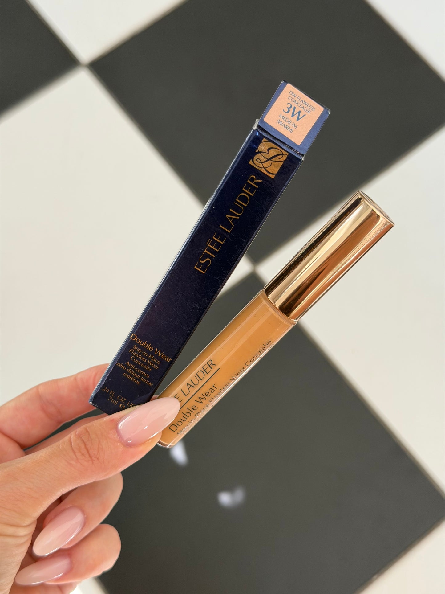 ESTÉE LAUDER Double Wear
Stay-in-Place Flawless Concealer (3W)