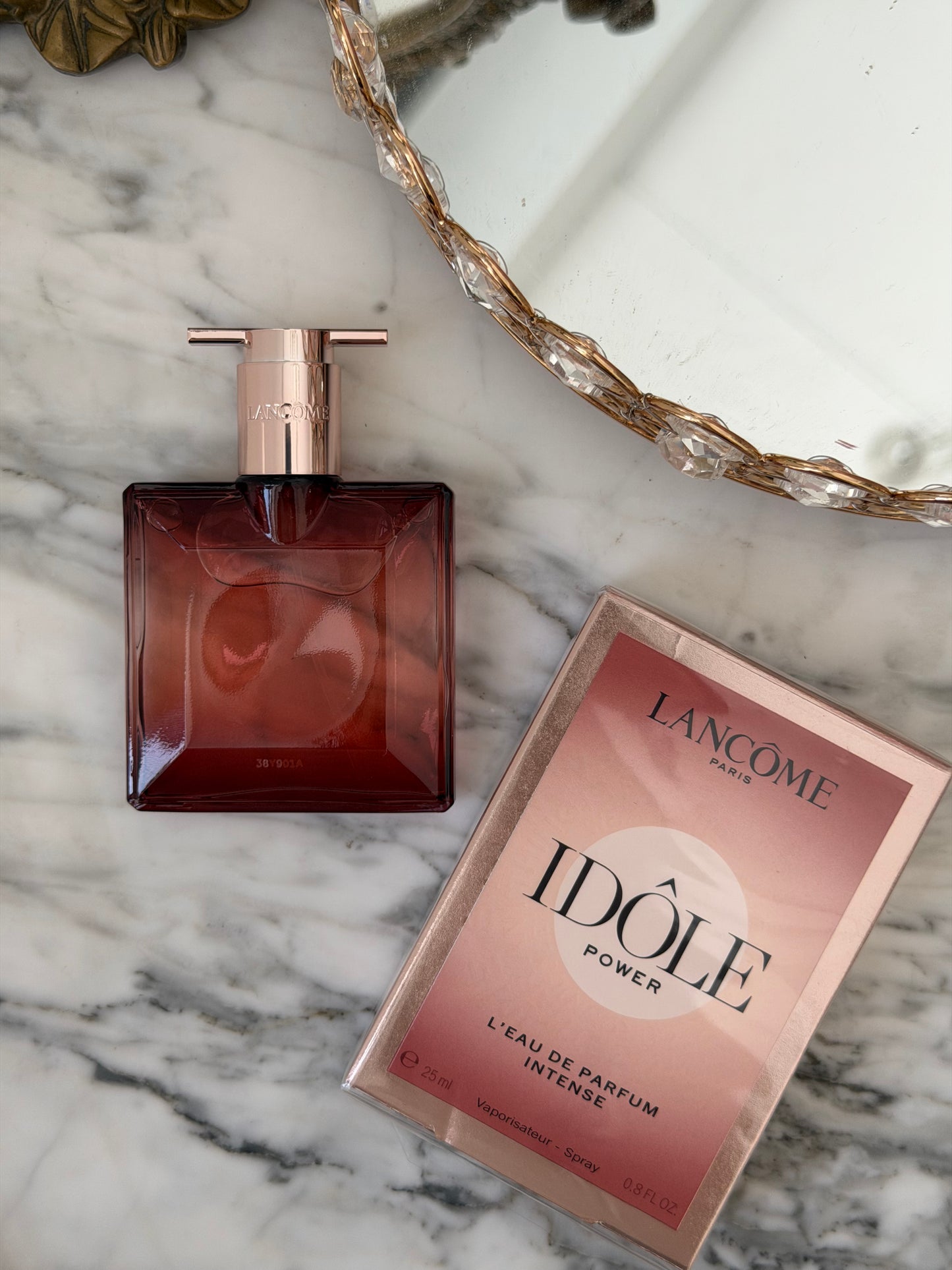 LANCÔME Idole Power Eau De Parfum Intense
Fruity and Woody