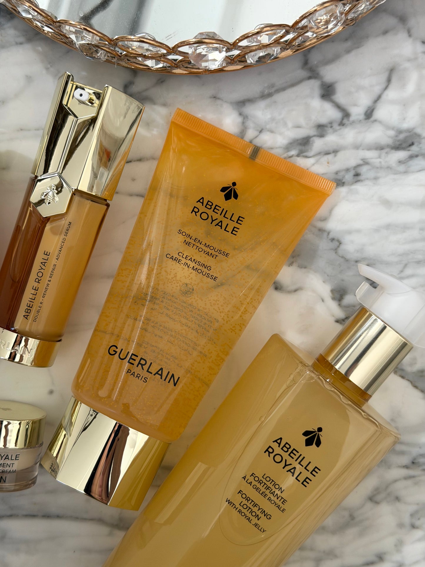 GUERLAIN Abeille Royale Cleansing Care-In-Mousse