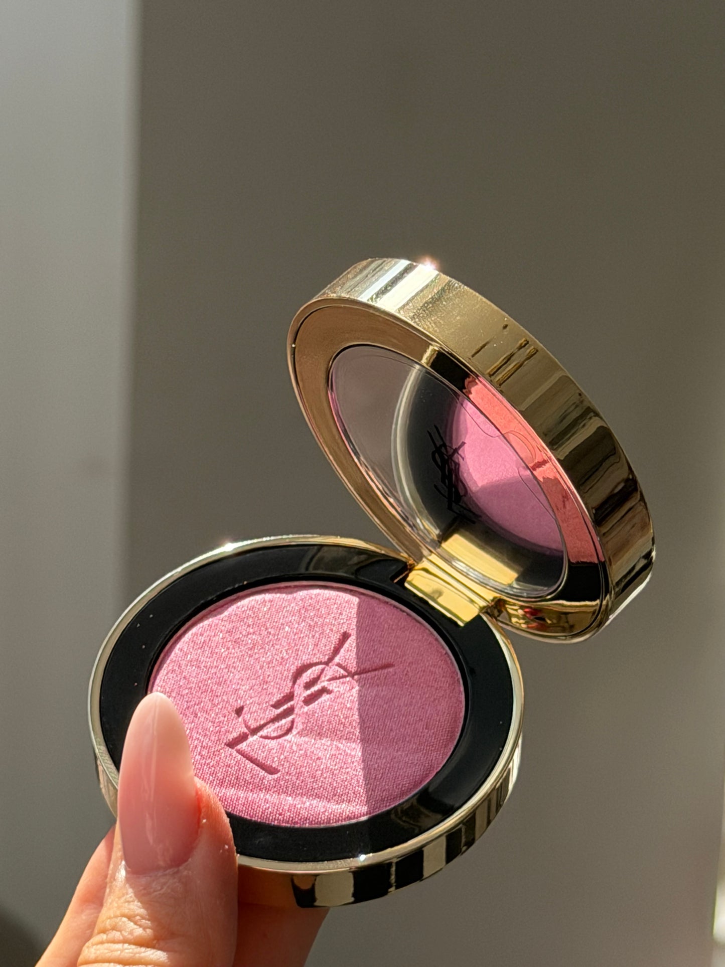 YSL Make Me Blush - Bold Blurring Blush (10)