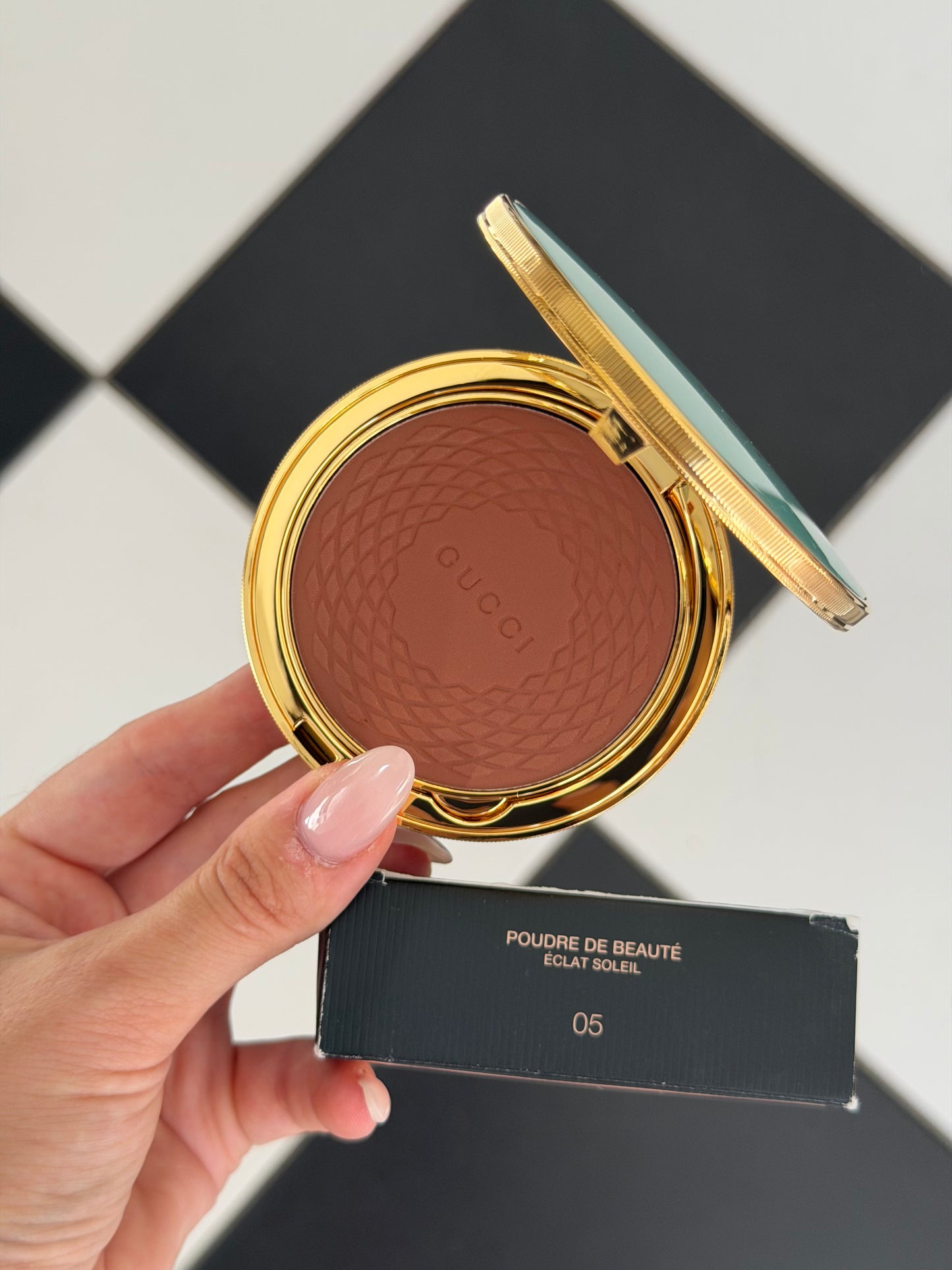 GUCCI Poudre De Beauté Éclat Soleil - Bronzing Powder (05)