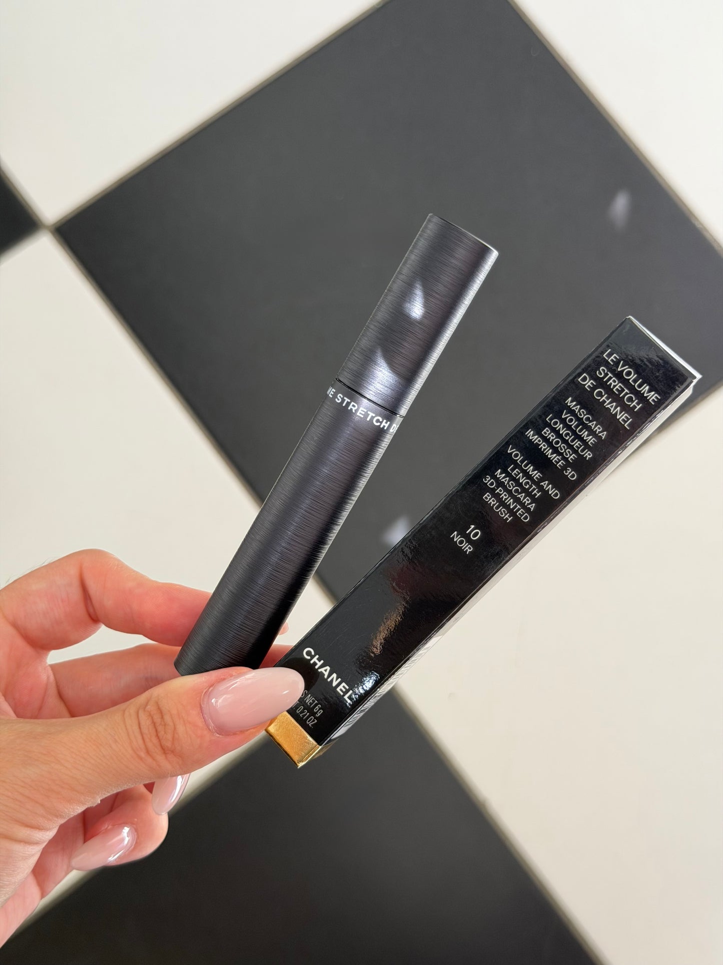 CHANEL Le Volume Stretch De Chanel
Volume And Length Mascara
3D-Printed Brush