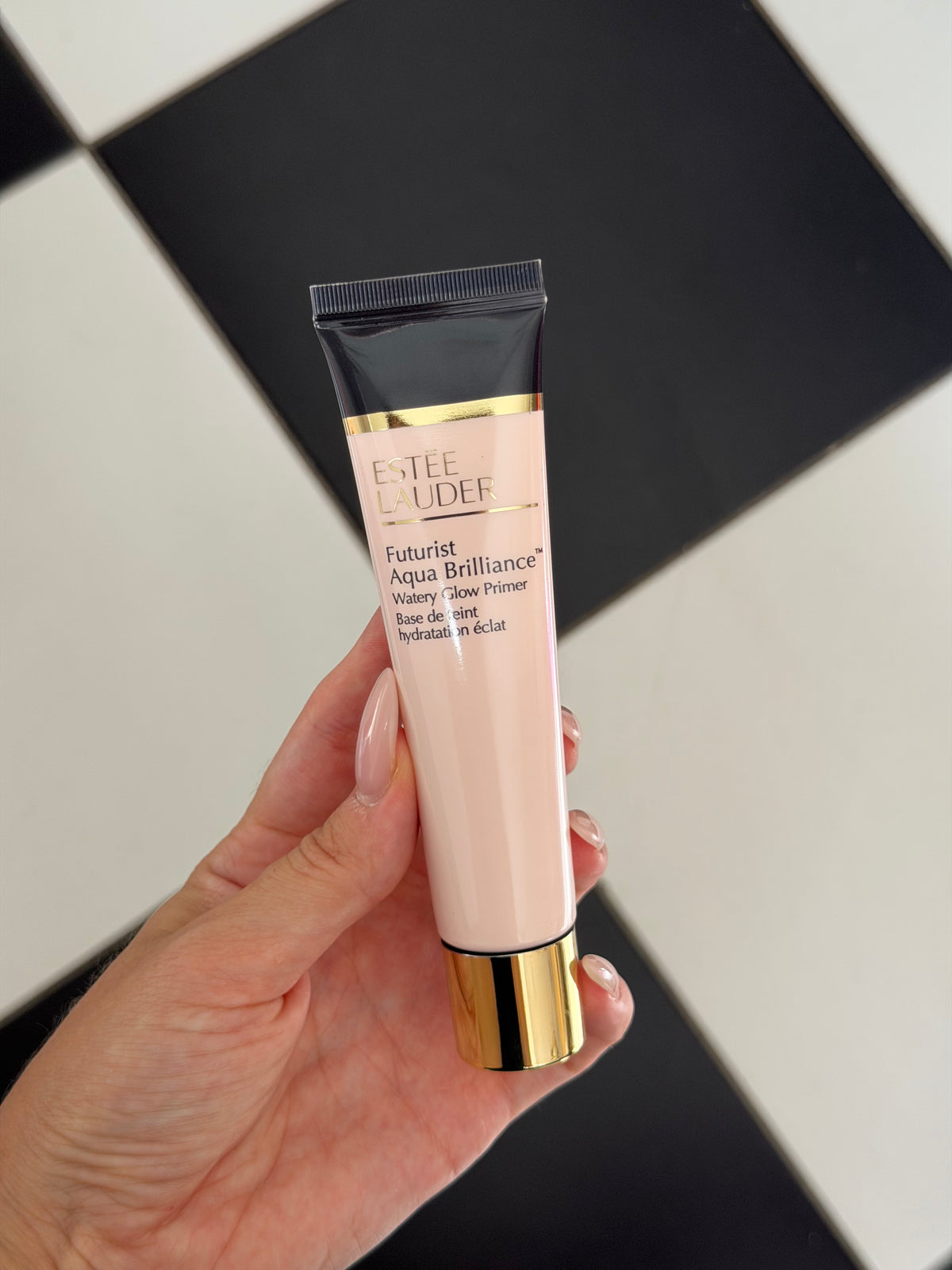 ESTEE LAUDER Futurist Aqua Brilliance™
Watery Glow Primer
