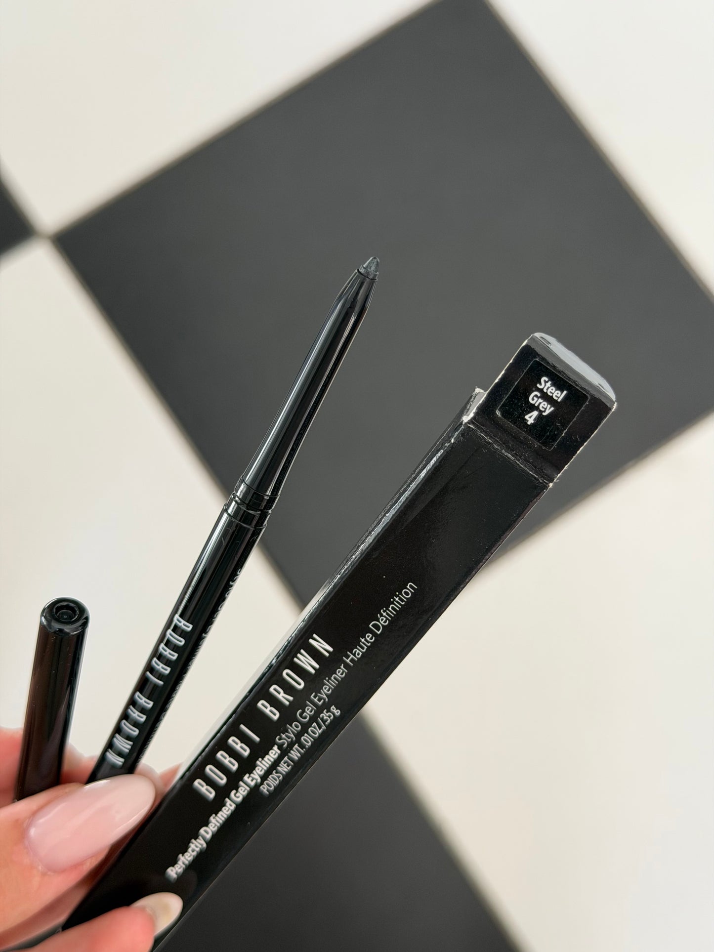 BOBBI BROWN Perfectly Defined Gel Eyeliner (4)