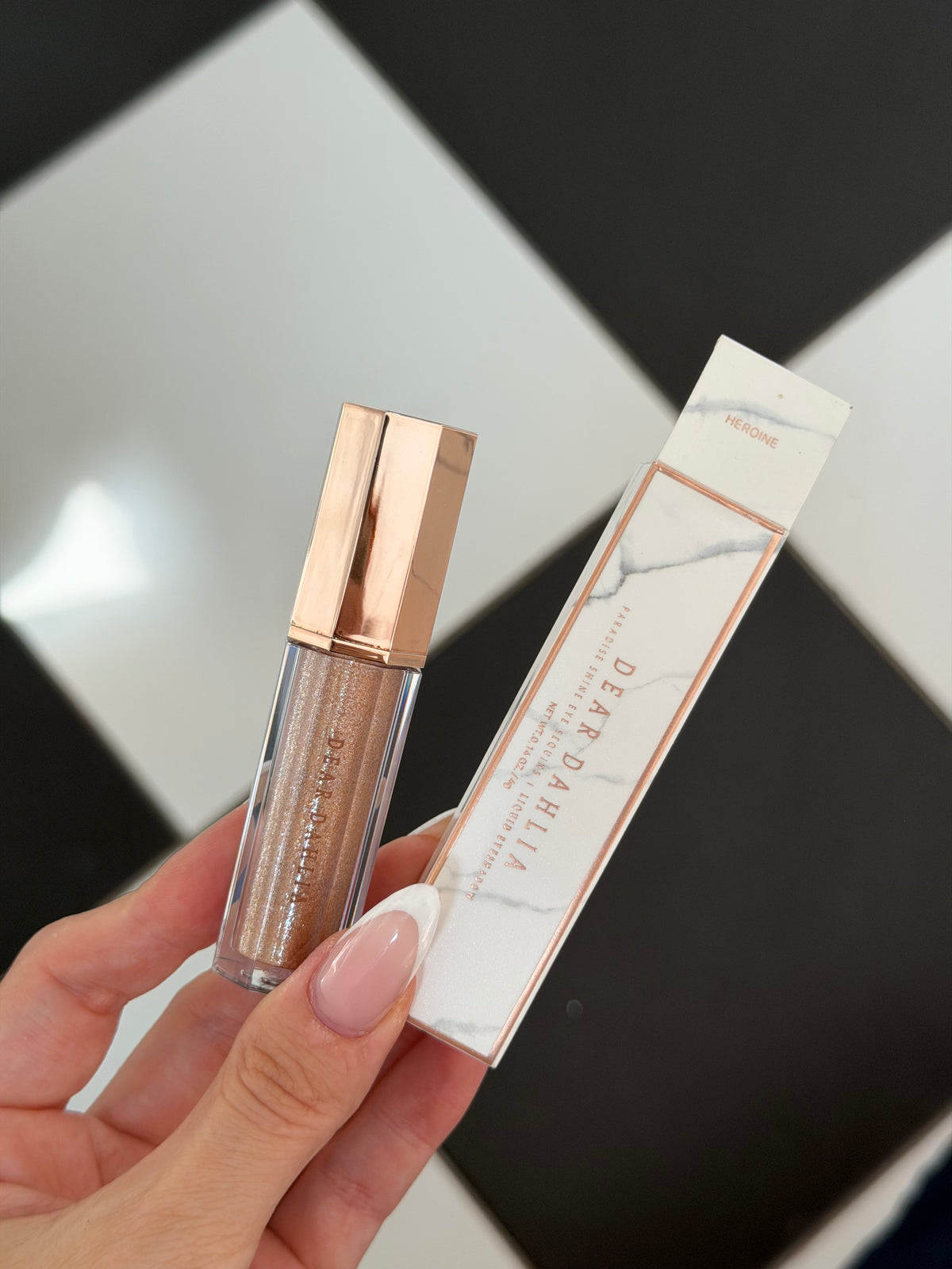 DEAR DAHLIA Paradise Shine Eye Sequins Liquid Eyeshadow - Heroine