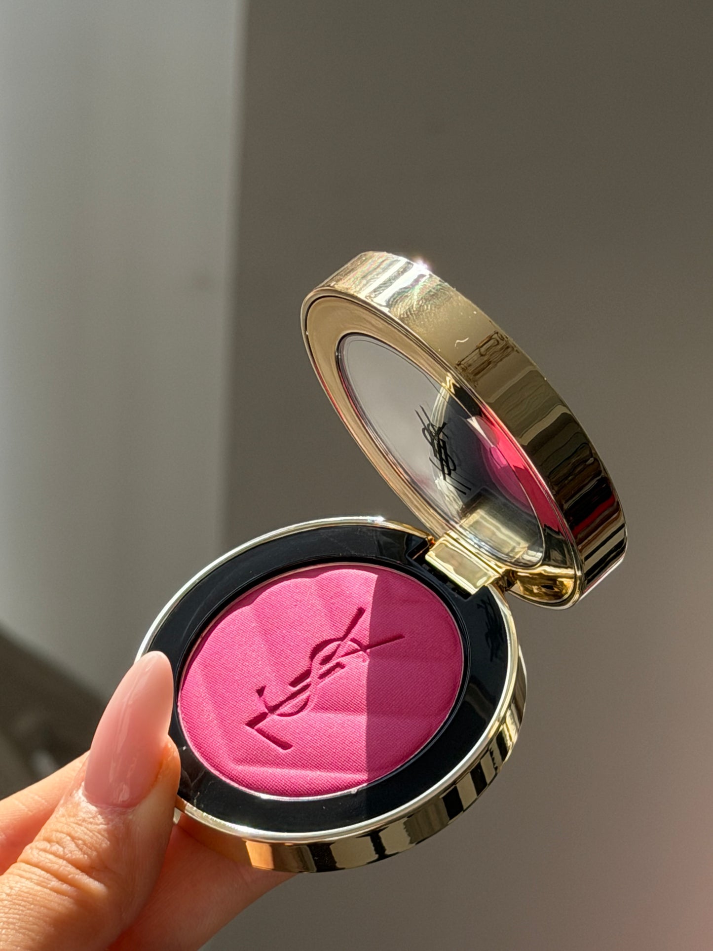 YSL Make Me Blush - Bold Blurring Blush (03)