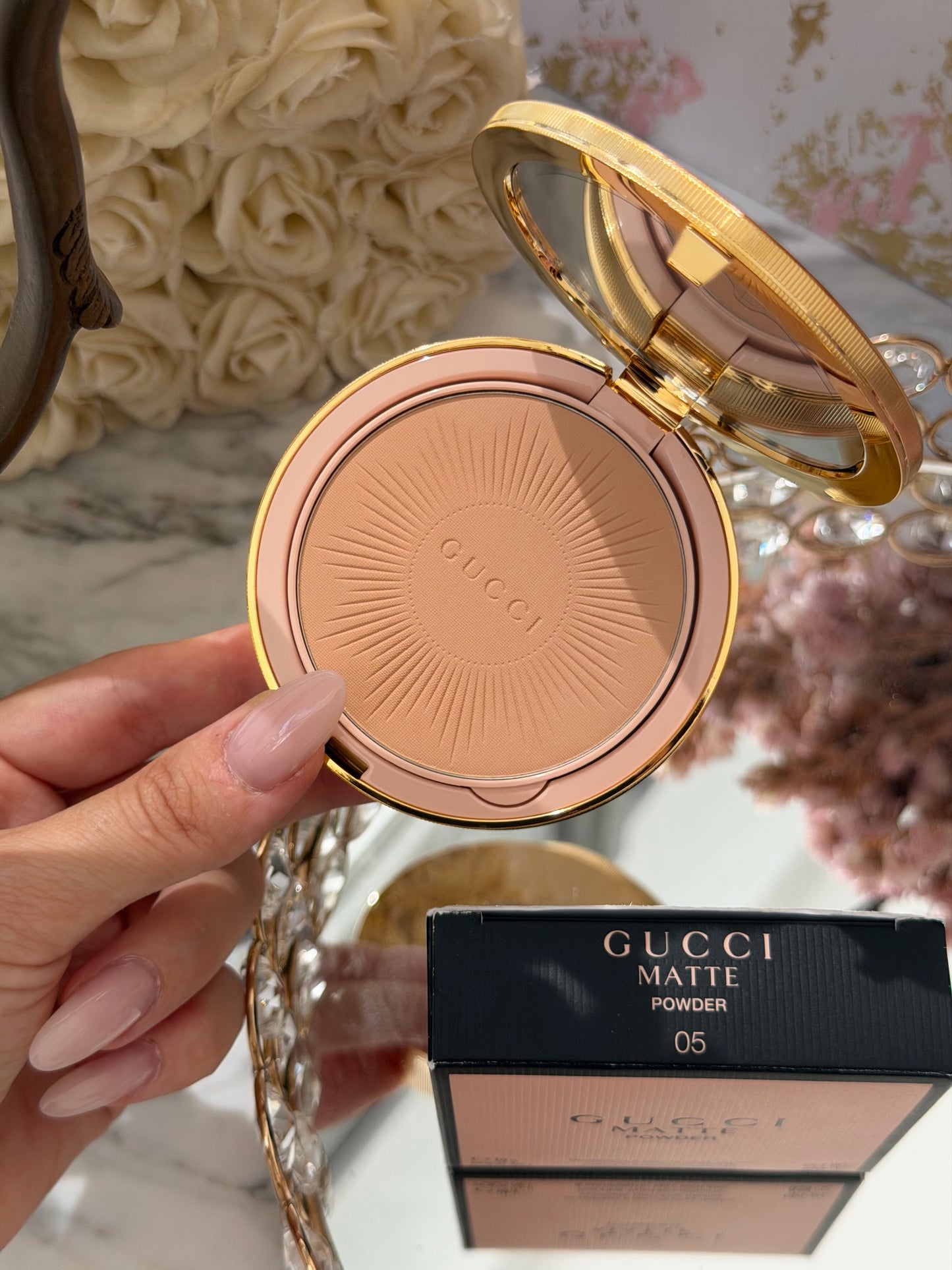 GUCCI Matte Face Powder - Blurring & Mattifying Tinted, Natural Matte (05)
