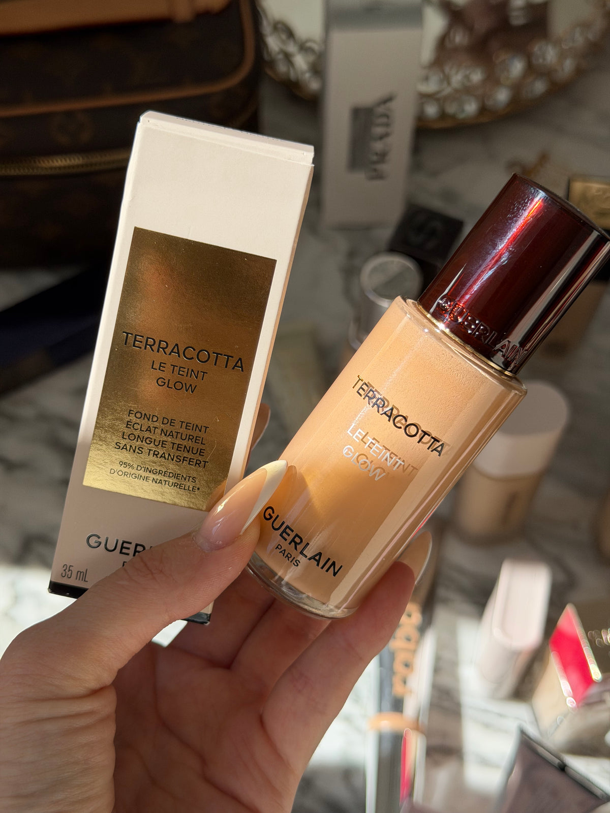 GUERLAIN Terracotta Le Teint Glow (3N)
Healthy Glow Foundation Longwear No-Transfer