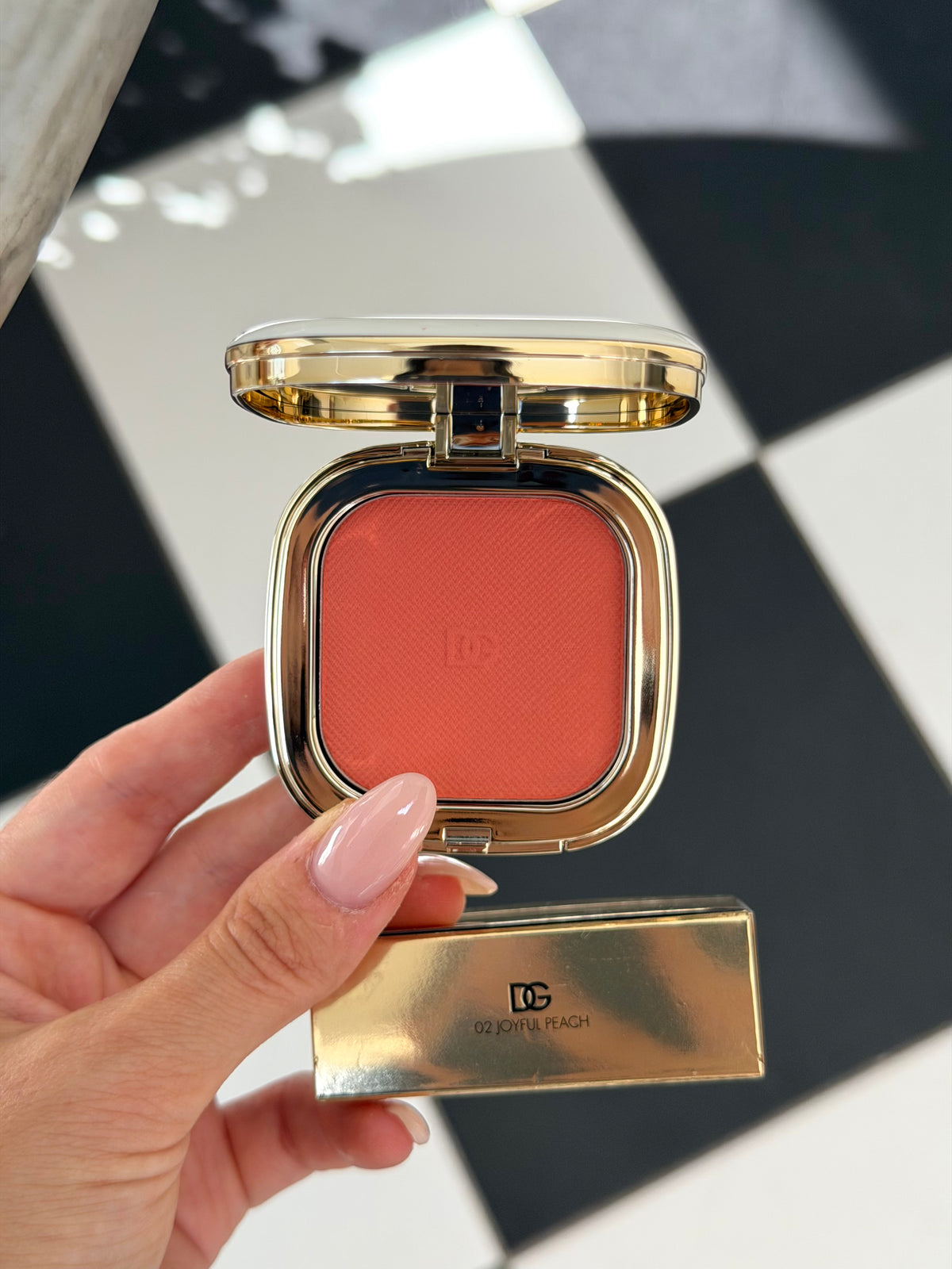DOLCE&GABBANA
Cheek&Eyes Match - Lasting Blush & Eyshadow Powder (02)