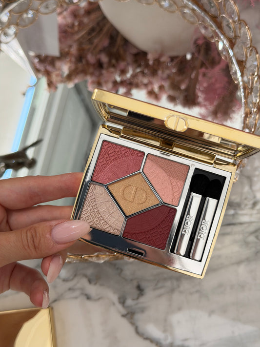 DIOR Diorshow 5 Couleurs - Limited Edition (643)
High-Color Eyeshadow Wardrobe - Longwear Creamy Powder Palette