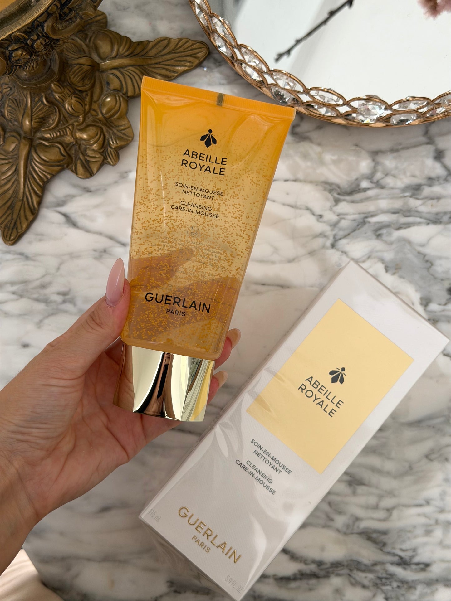 GUERLAIN Abeille Royale Cleansing Care-In-Mousse