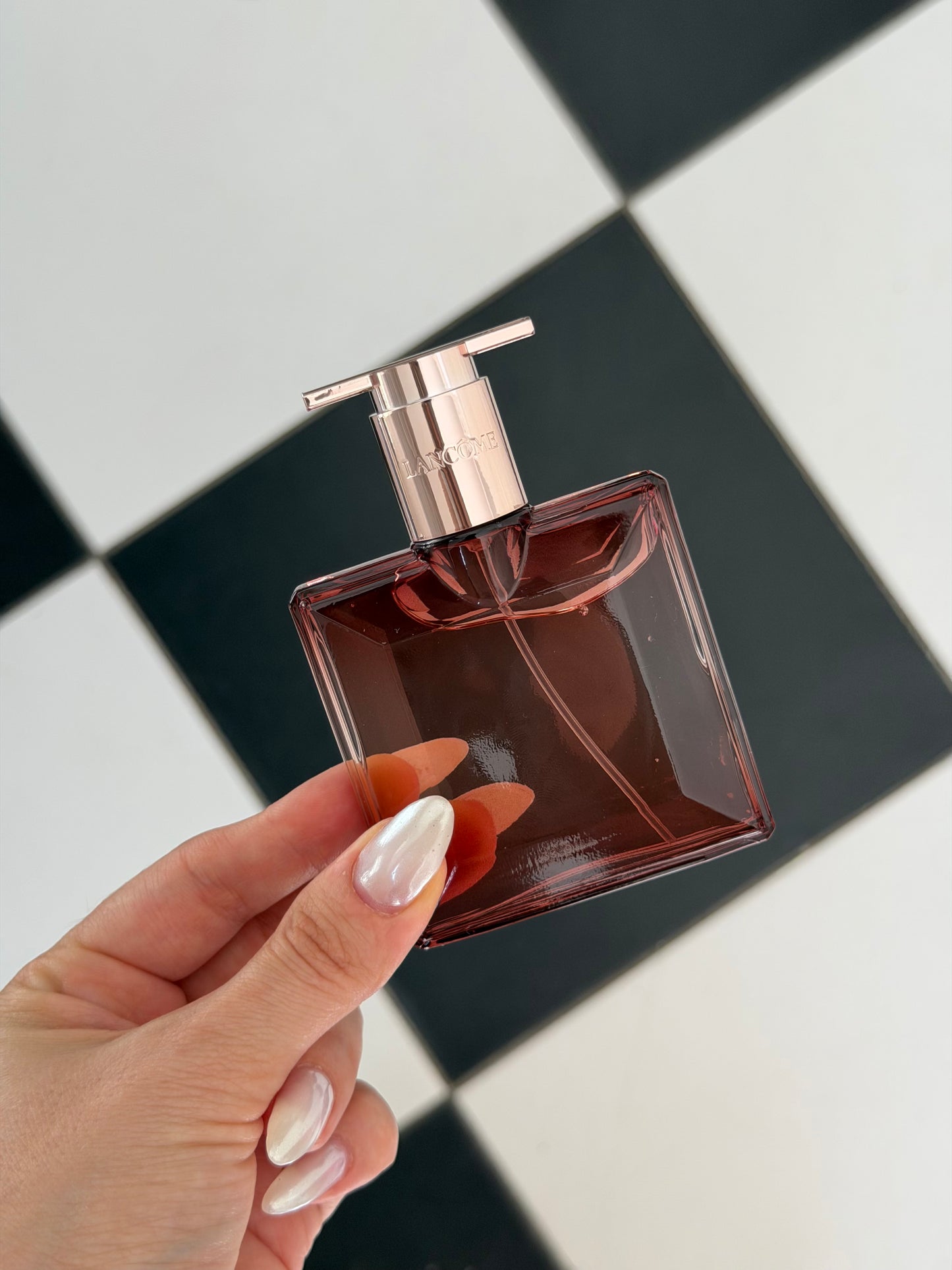 LANCÔME Idole Power Eau De Parfum Intense
Fruity and Woody