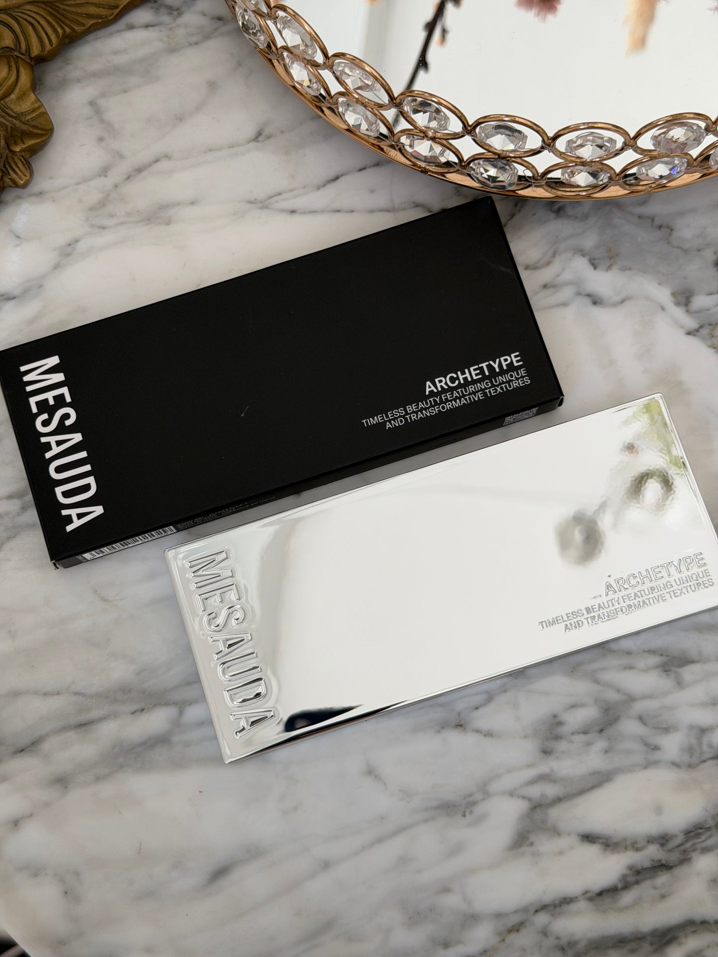 MESAUDA Archetype Eyeshadow (102) - Timeless Beauty Featuring Unique And Transformative Textures