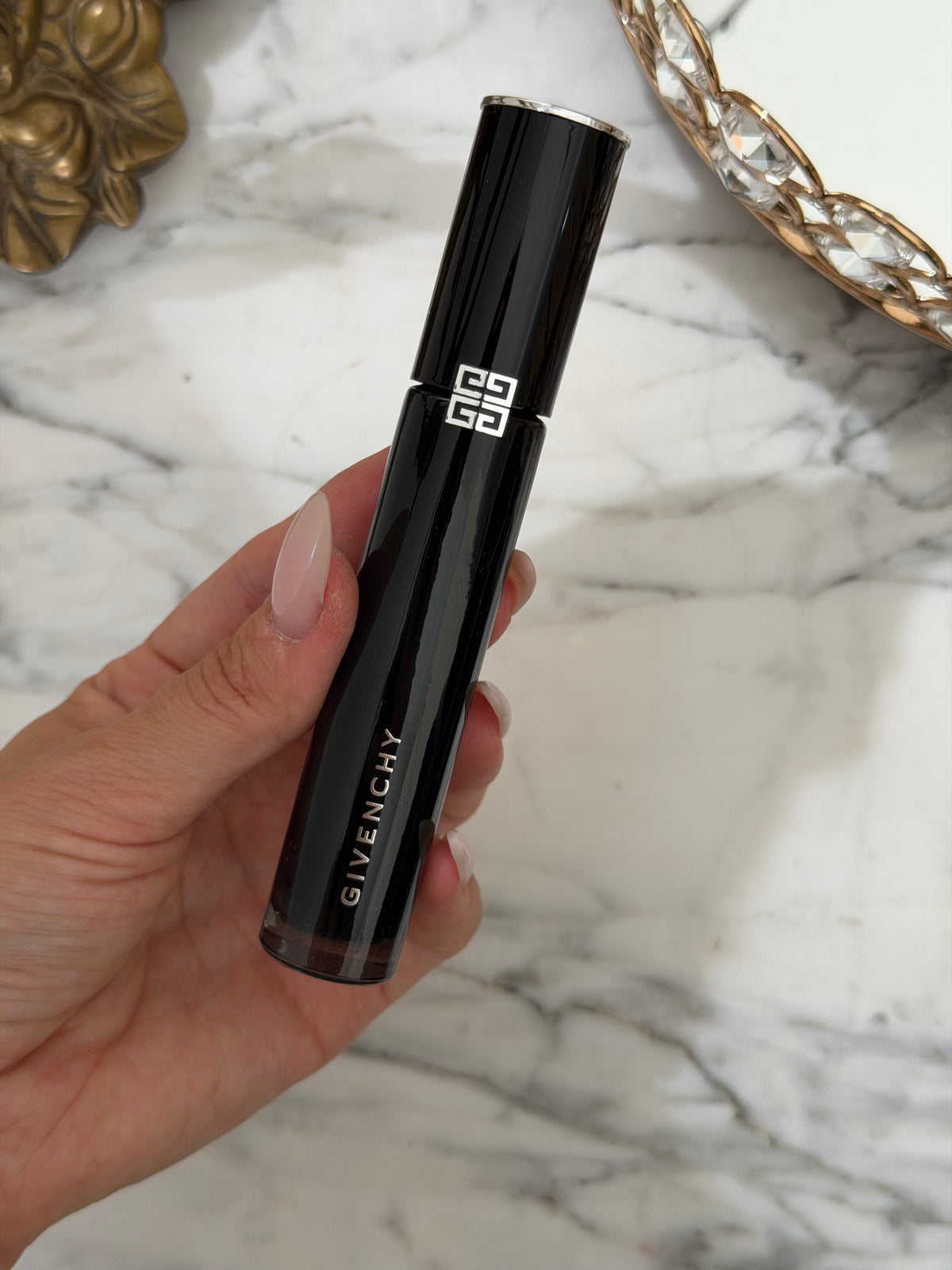 GIVENCHY L’Interdit Mascara 24H Volume & XXL Length (01)