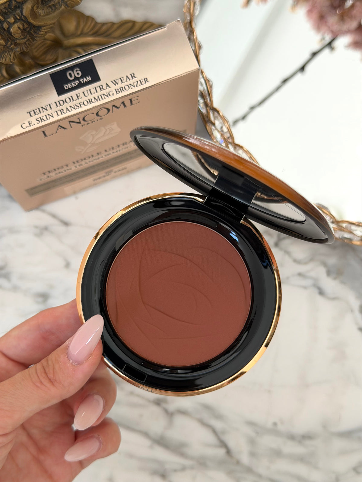 LANCOME Teint Idole Ultra Wear C.E Skin Transforming Bronzer (06)