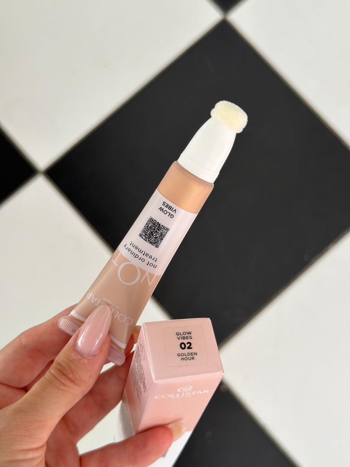 COLLISTAR Not Glow Vibes
Liquid Highlighter (02)