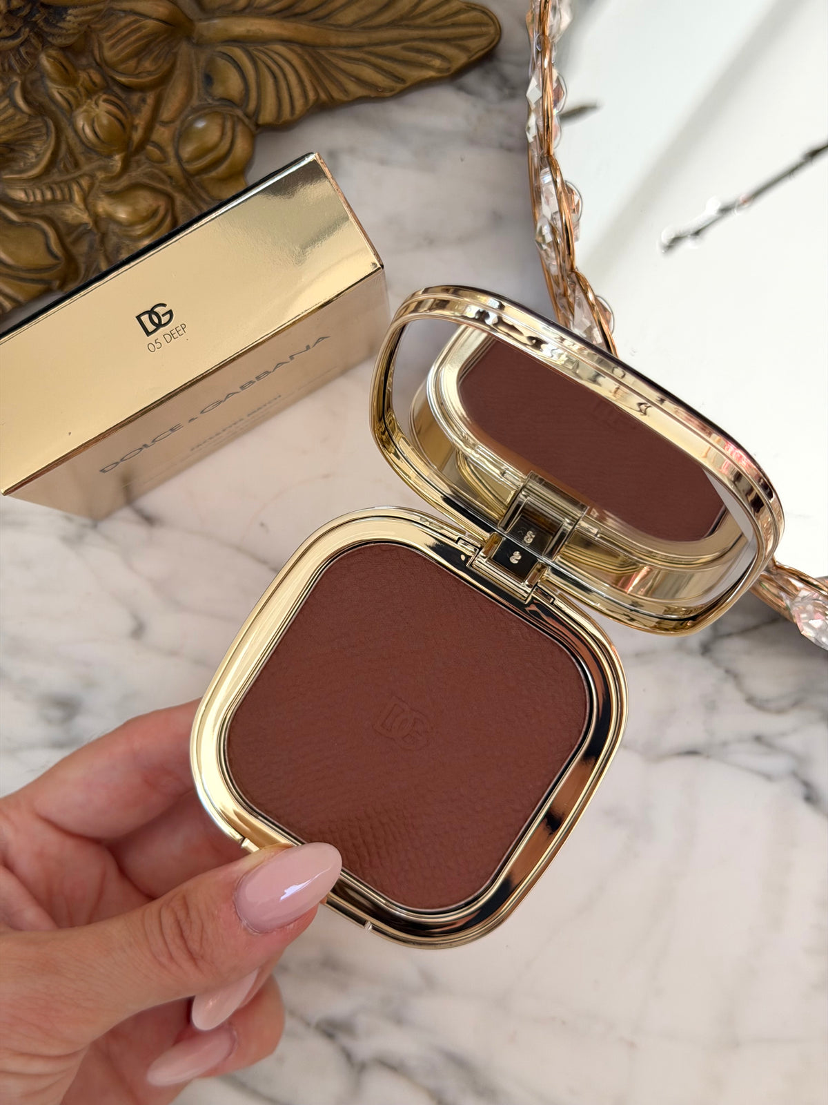 DOLCE&GABBANA Face&Eyes Match
Lasting Bronzer & Eyeshadow Powder (05)