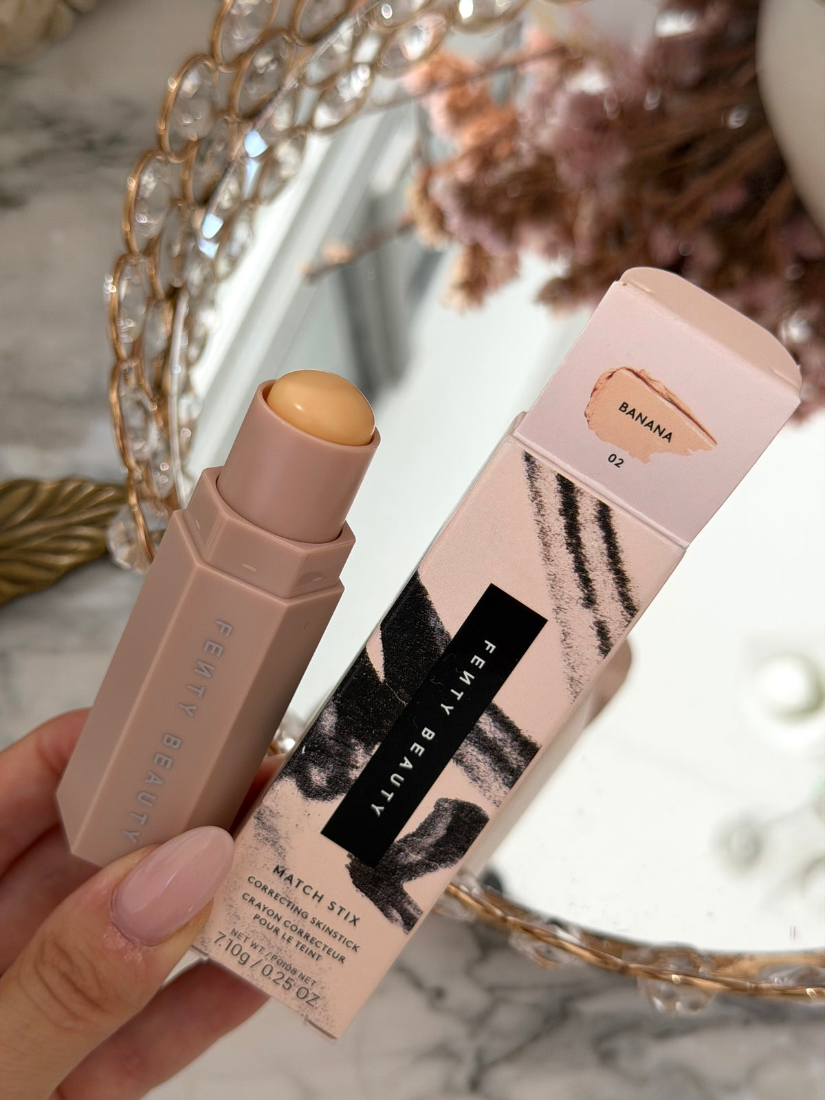 FENTY Match Stix Correcting Skinstick (02)