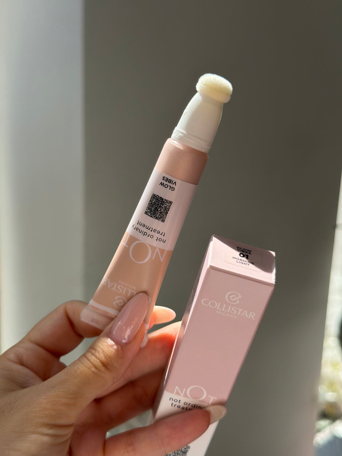 COLLISTAR Not Glow Vibes
Liquid Highlighter (01)