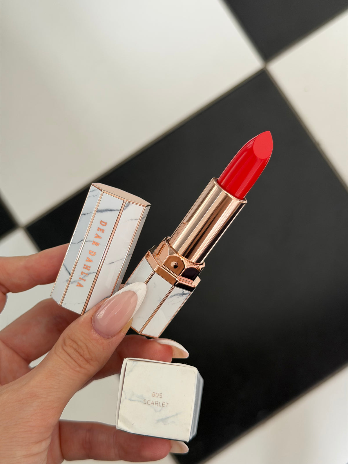 DEAR DAHLIA Lip Paradise Intense Satin Lipstick - Scarlet