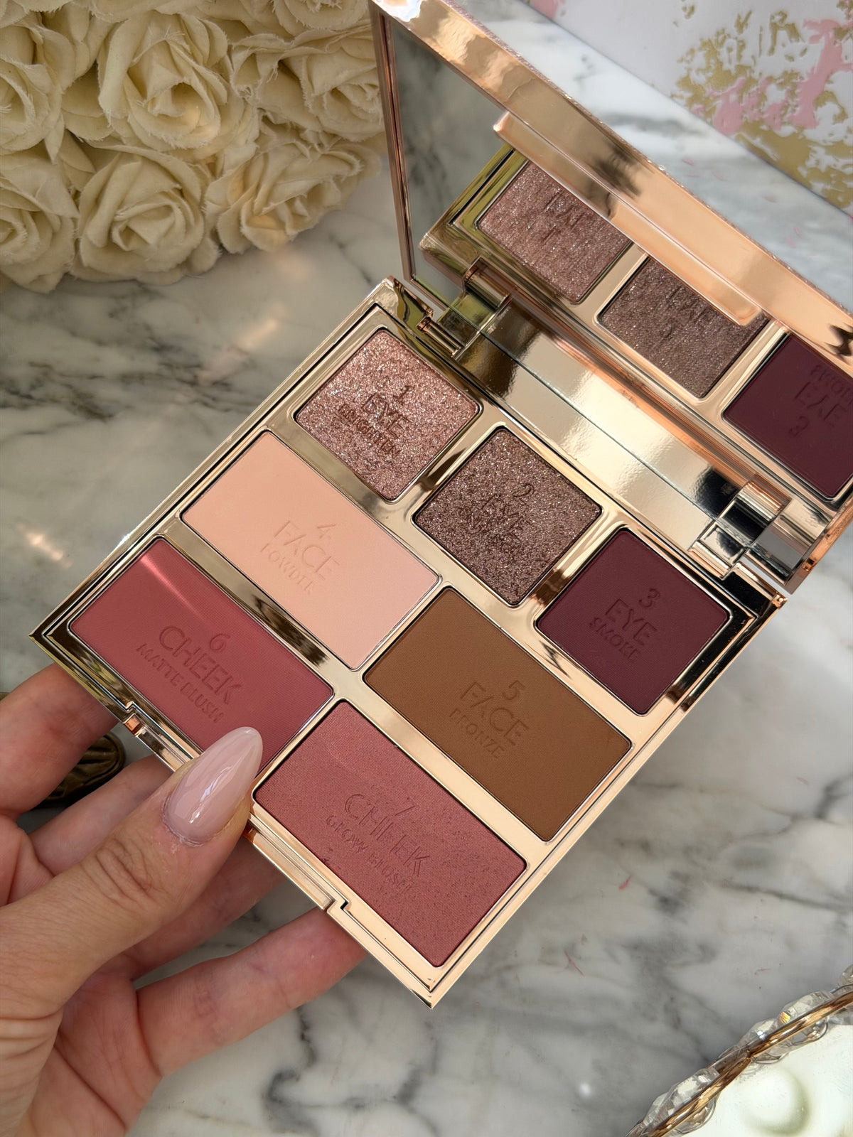 CHARLOTTE TILBURY Hollywood Instant Look In A Palette - Dreamy Bronzed Beauty