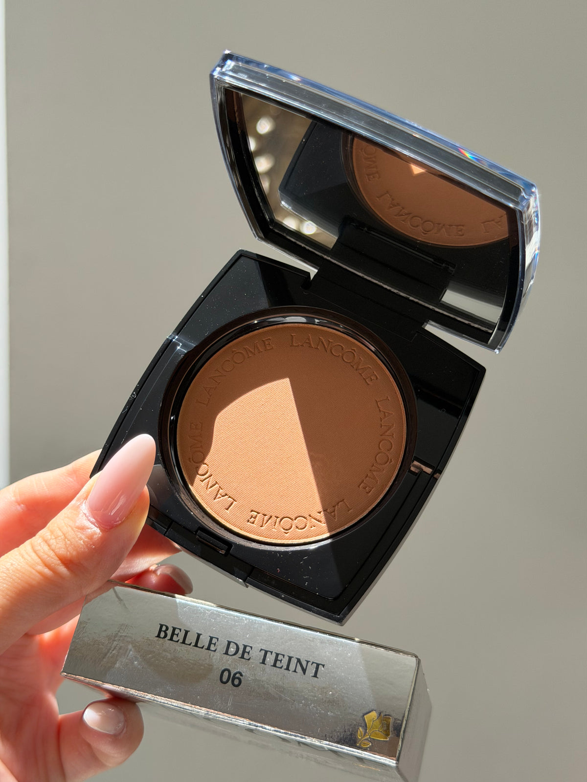 LANCÔME Belle De Teint - Natural Healthy Glow Sheer Blurring Powder (06)