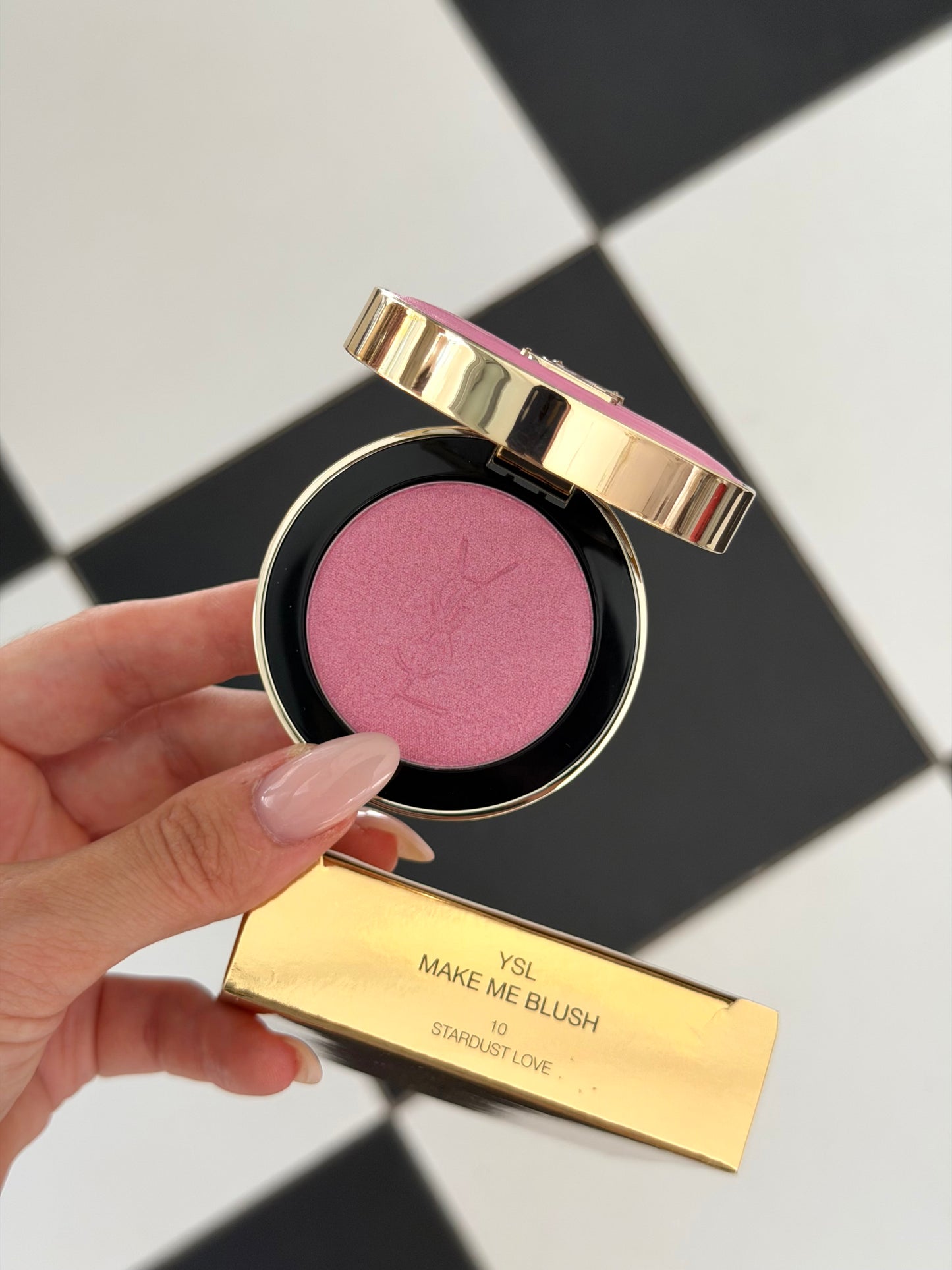 YSL Make Me Blush - Bold Blurring Blush (10)