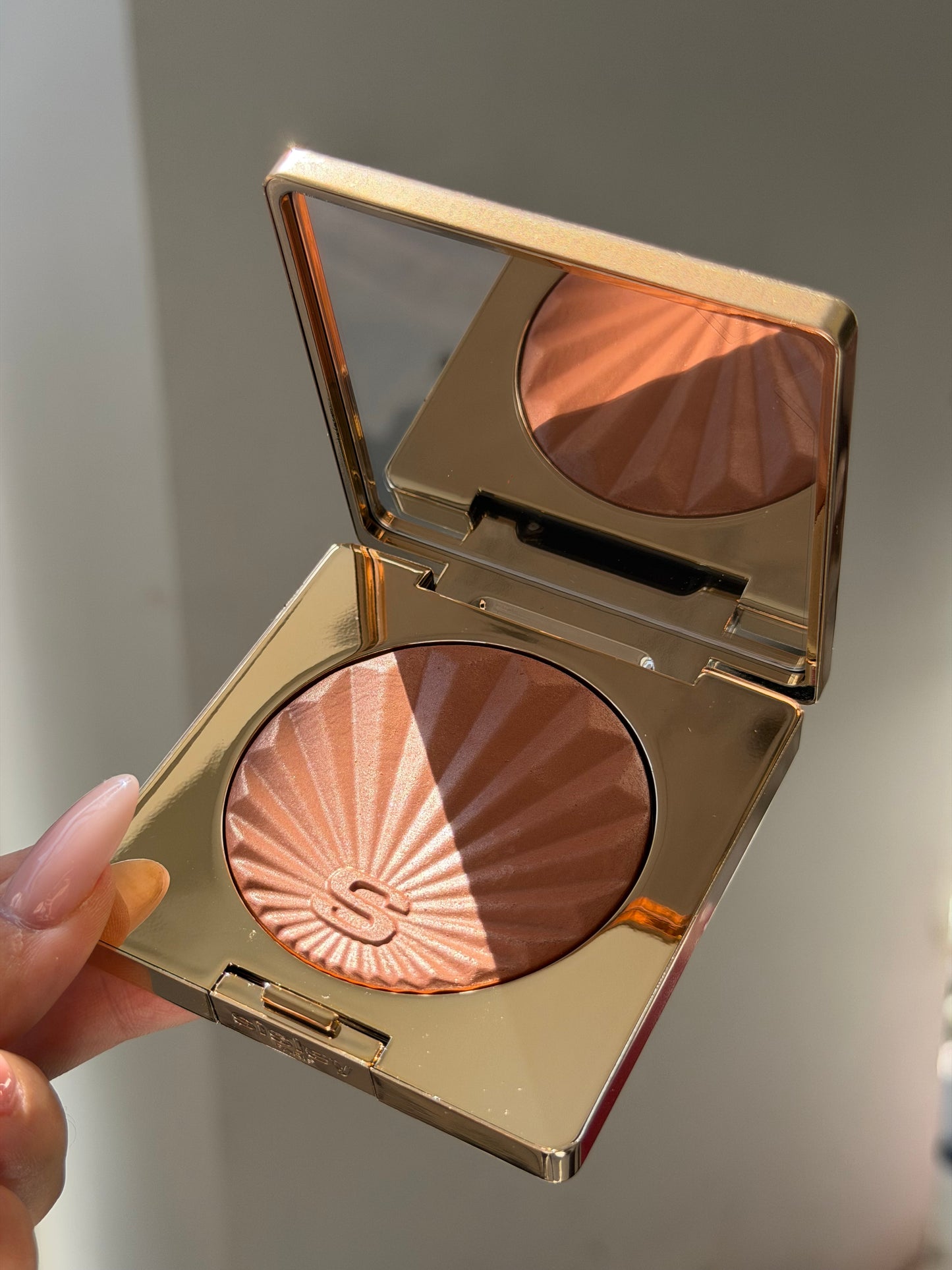 SISLEY Phyto-Touche Illusion D'été Sun-Kissed Powder-Gel