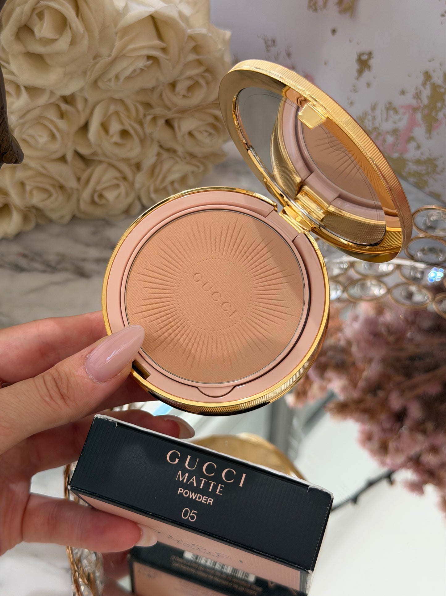 GUCCI Matte Face Powder - Blurring & Mattifying Tinted, Natural Matte (05)