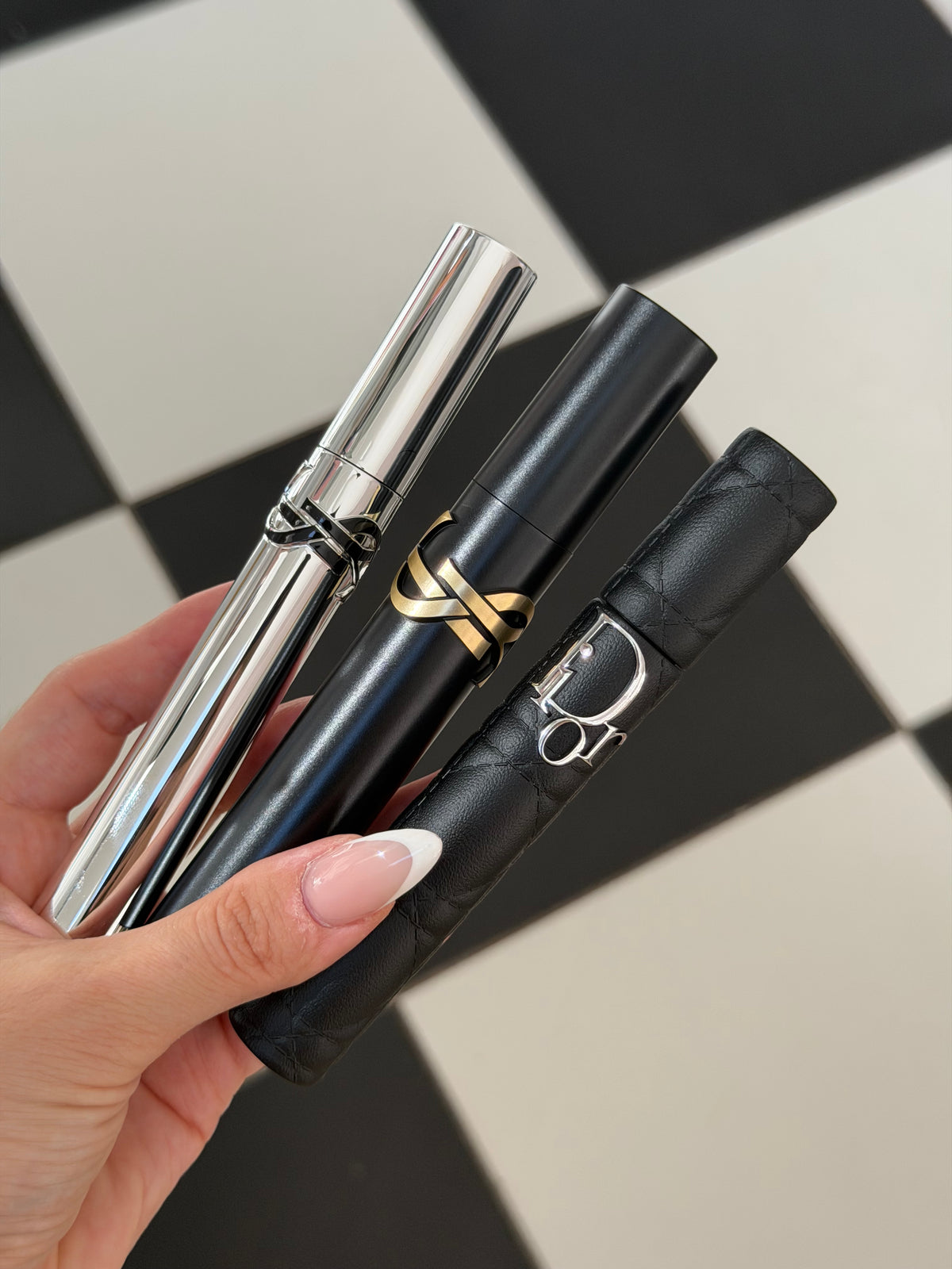 YSL
Lash Clash Extreme Volume Mascara - Black