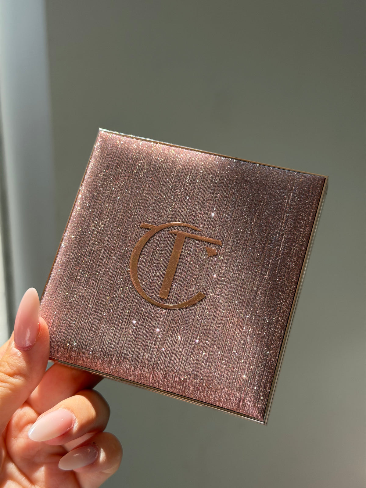 CHARLOTTE TILBURY Hollywood Instant Look In A Palette - Dreamy Bronzed Beauty