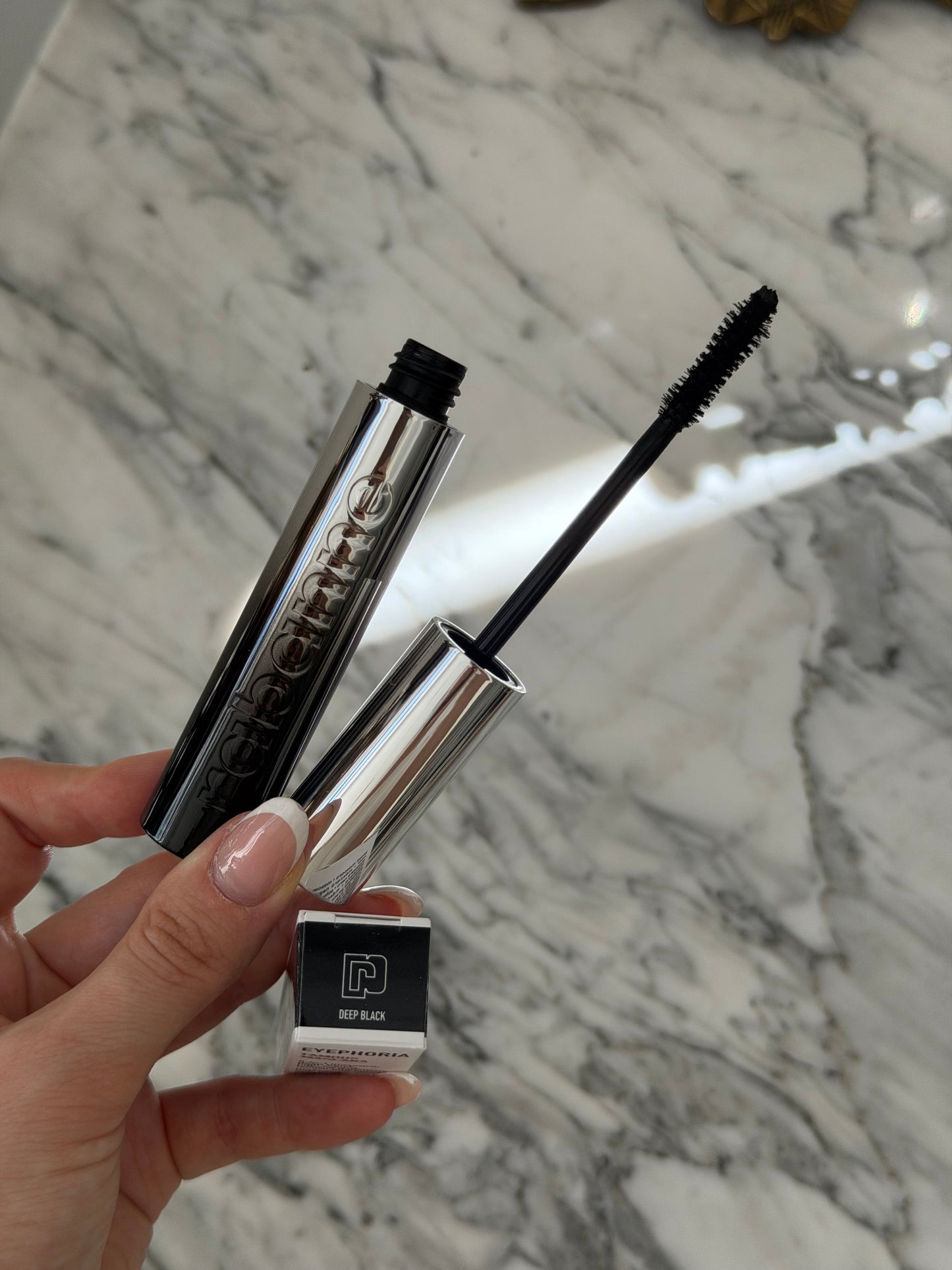 PACO RABANNE
Eyephoria Famous Mascara - Voluminizing 5-in-1