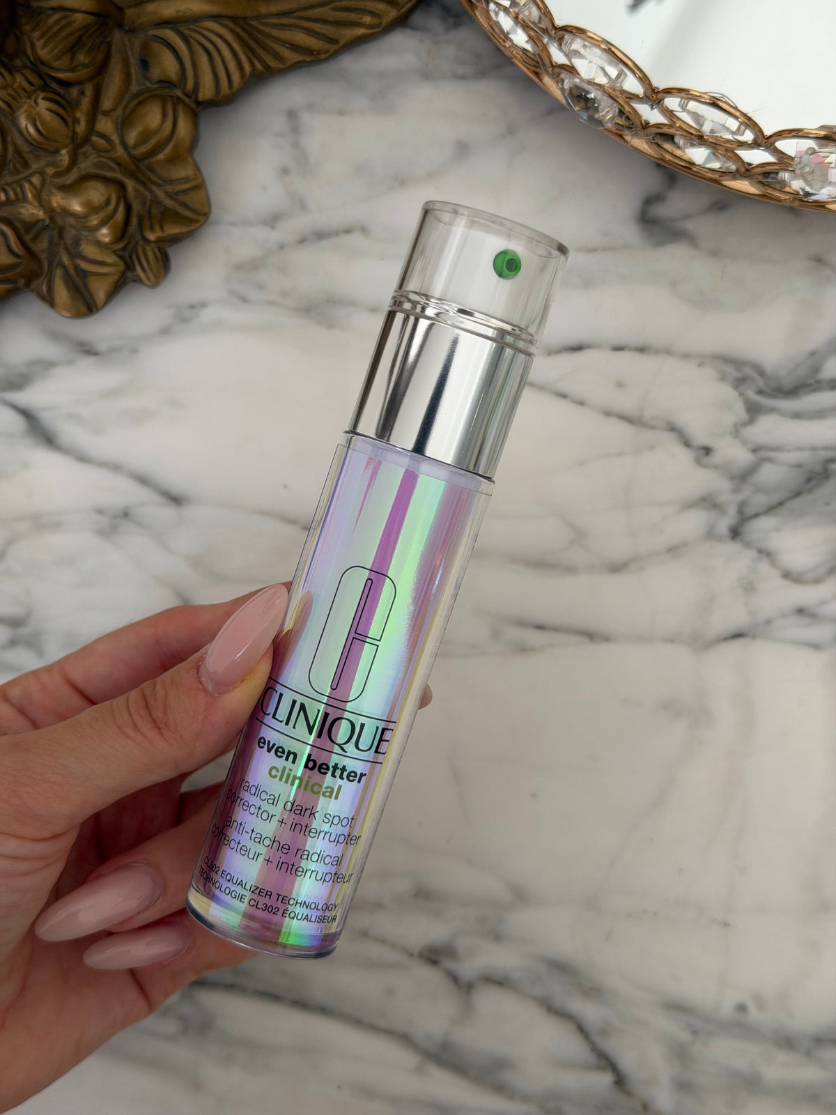 CLINIQUE Even Better Clinical™ Radical Dark Spot Corrector + Interrupter - All Skin Types