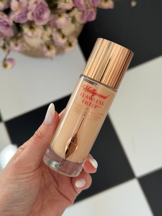 CHARLOTTE TILBURY Hollywood Flawless Filter For A Superstar Youth Glow Foundation Primer (2)