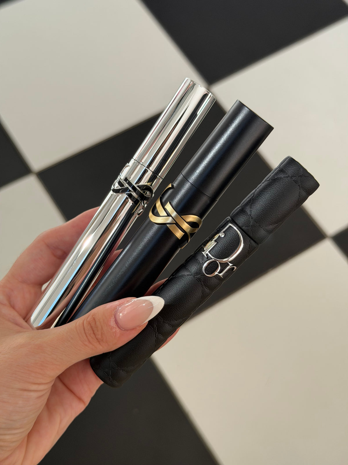 YSL
Lash Clash Extreme Volume Mascara - Black