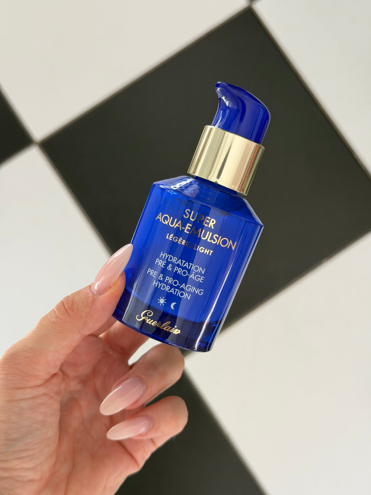 GUERLAIN Super Aqua Emulsion