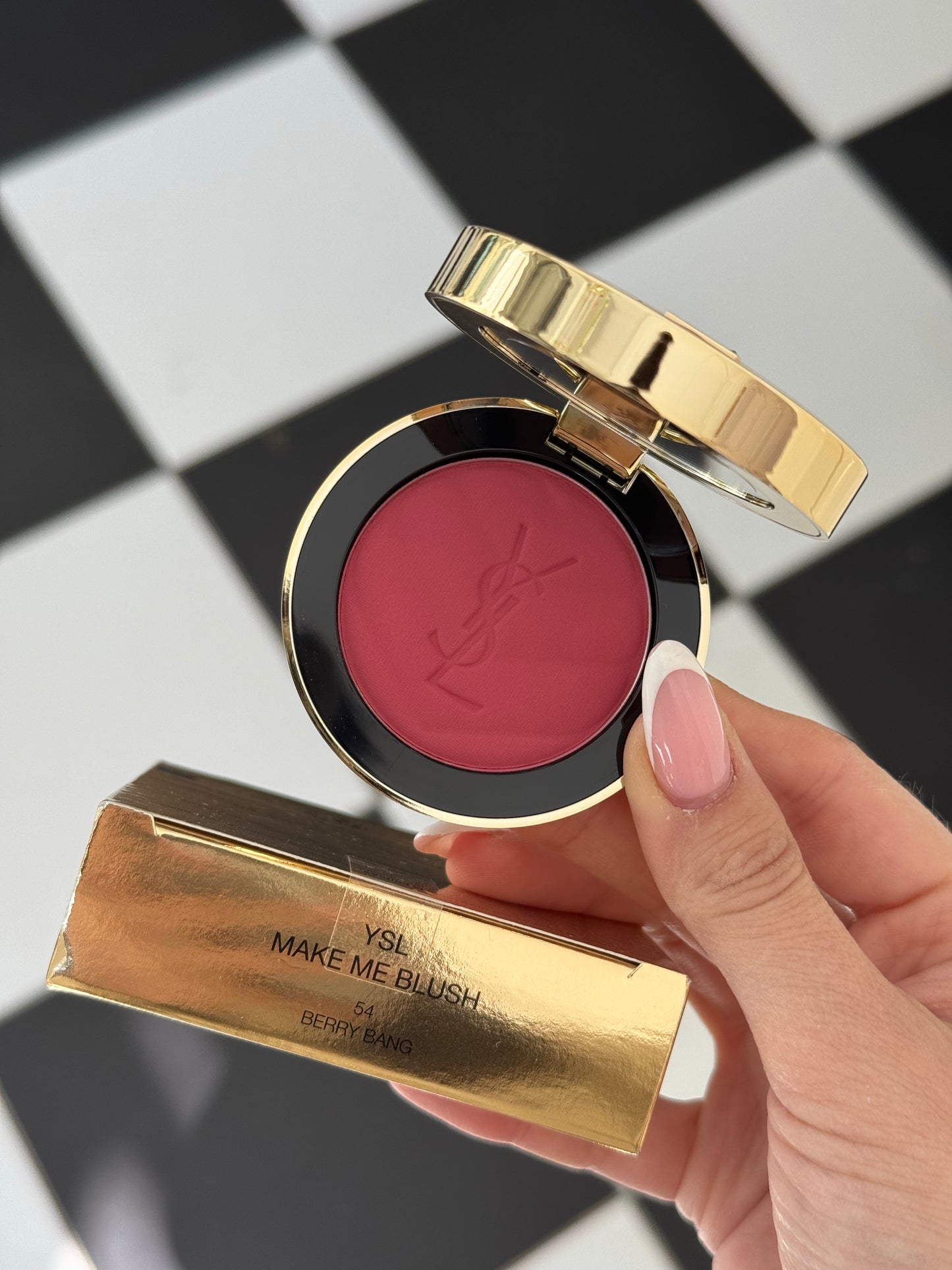 YSL Make Me Blush - Bold Blurring Blush (54)