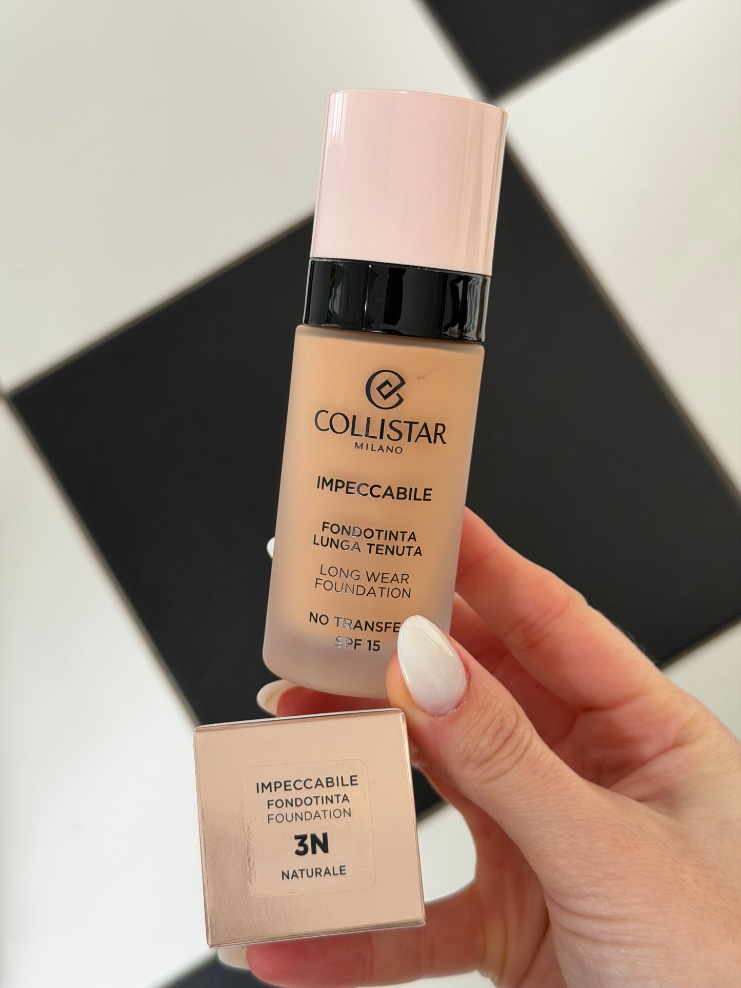 COLLISTAR
Impeccabile (3N) Long Wear Foundation
No Transfer - SPF15