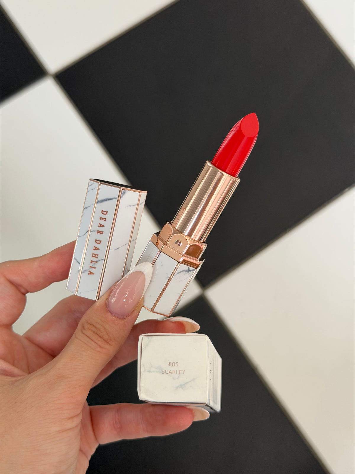 DEAR DAHLIA Lip Paradise Intense Satin Lipstick - Scarlet