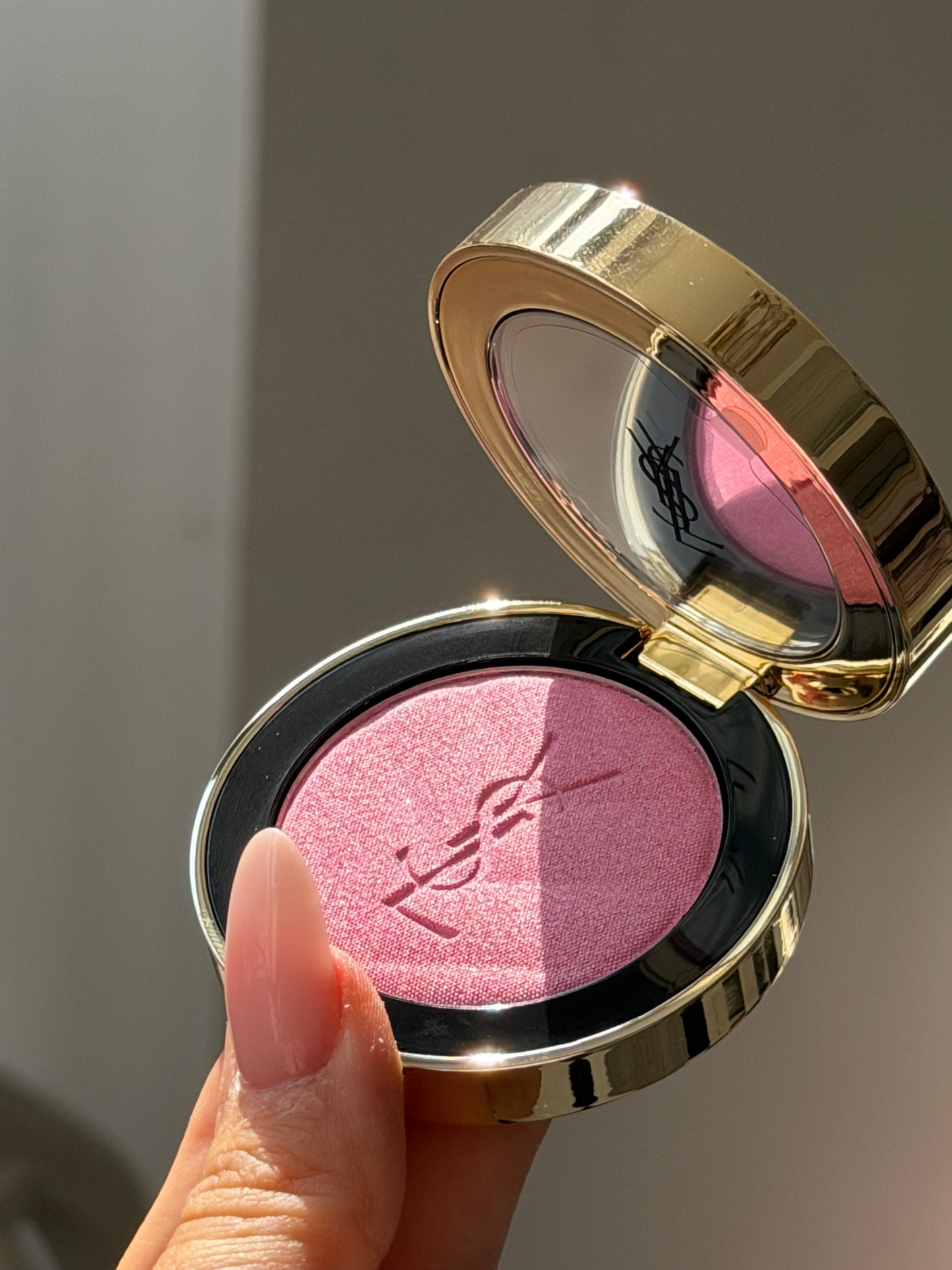 YSL Make Me Blush - Bold Blurring Blush (10)