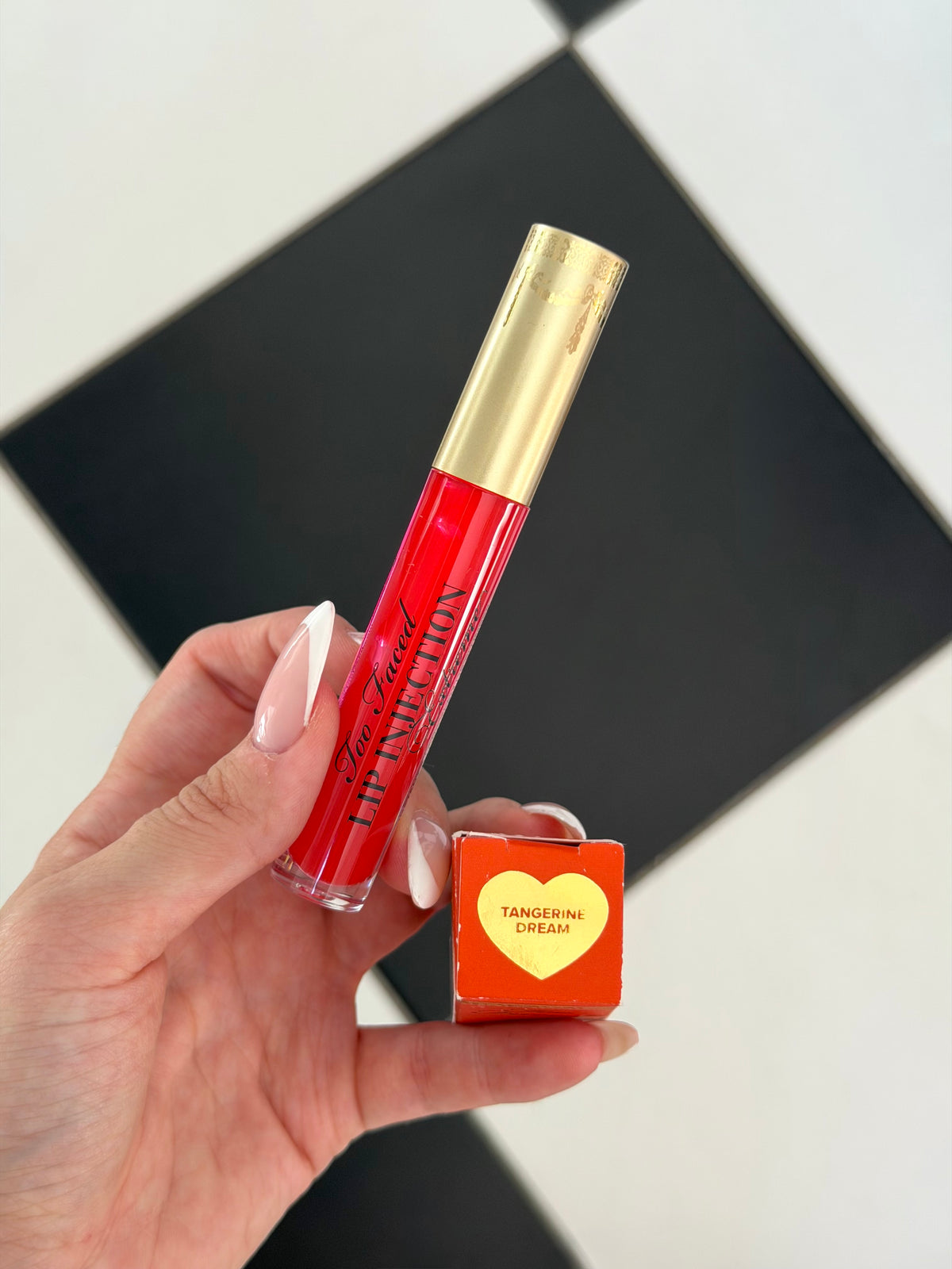TOO FACED Lip Injection Extreme Lip Plumper - Hydrating Plumping Lip Gloss - Tangerine Dream