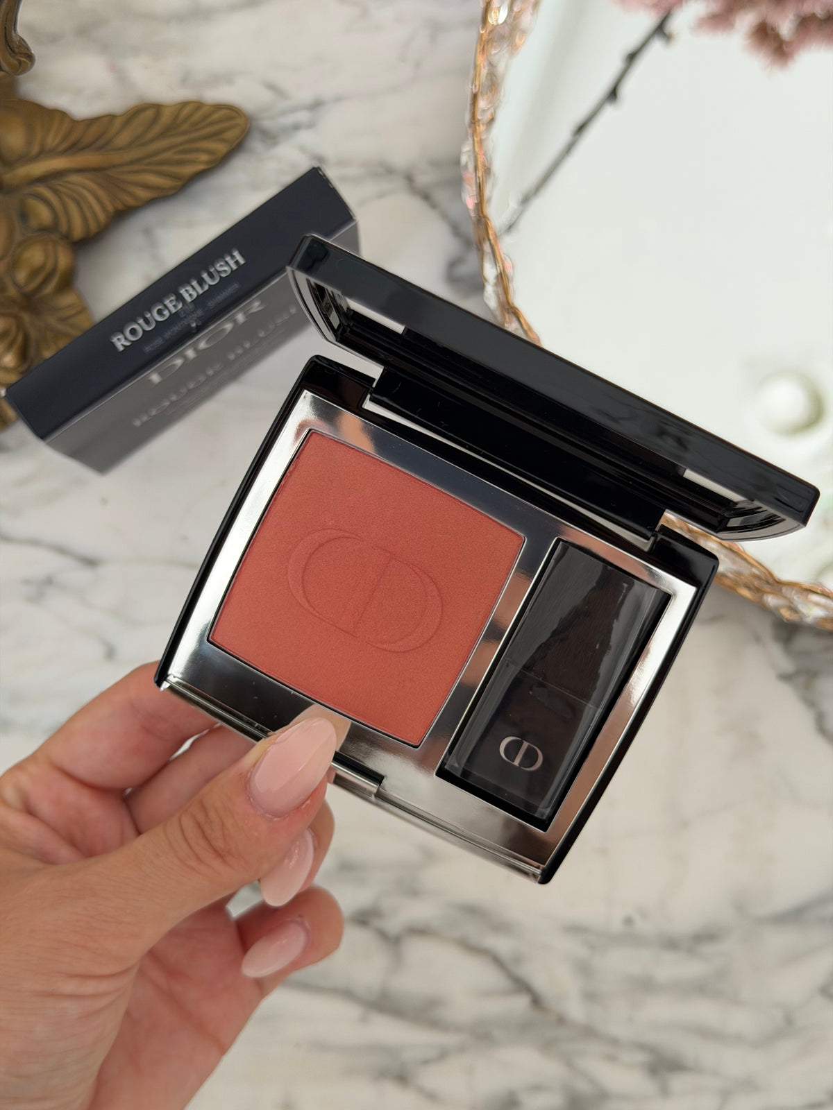 DIOR Rouge Blush
Couture Colour Makeup - Long Wear (219)
