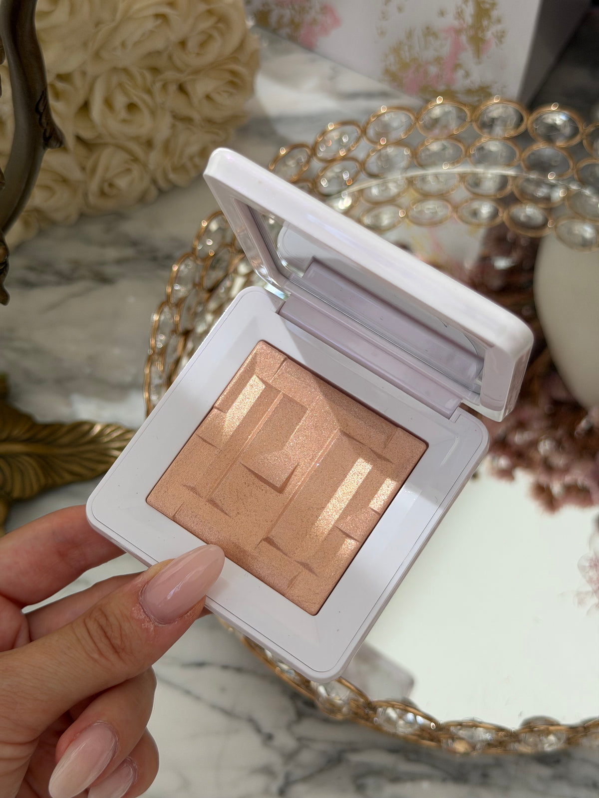 HAUS LABS By Lady Gaga
Bio-Radiant™ Gel-Powder Highlighter - Peach Quartz