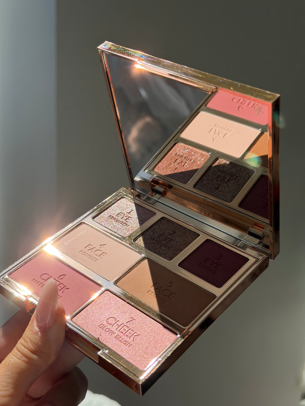 CHARLOTTE TILBURY Hollywood Instant Look In A Palette - Dreamy Bronzed Beauty