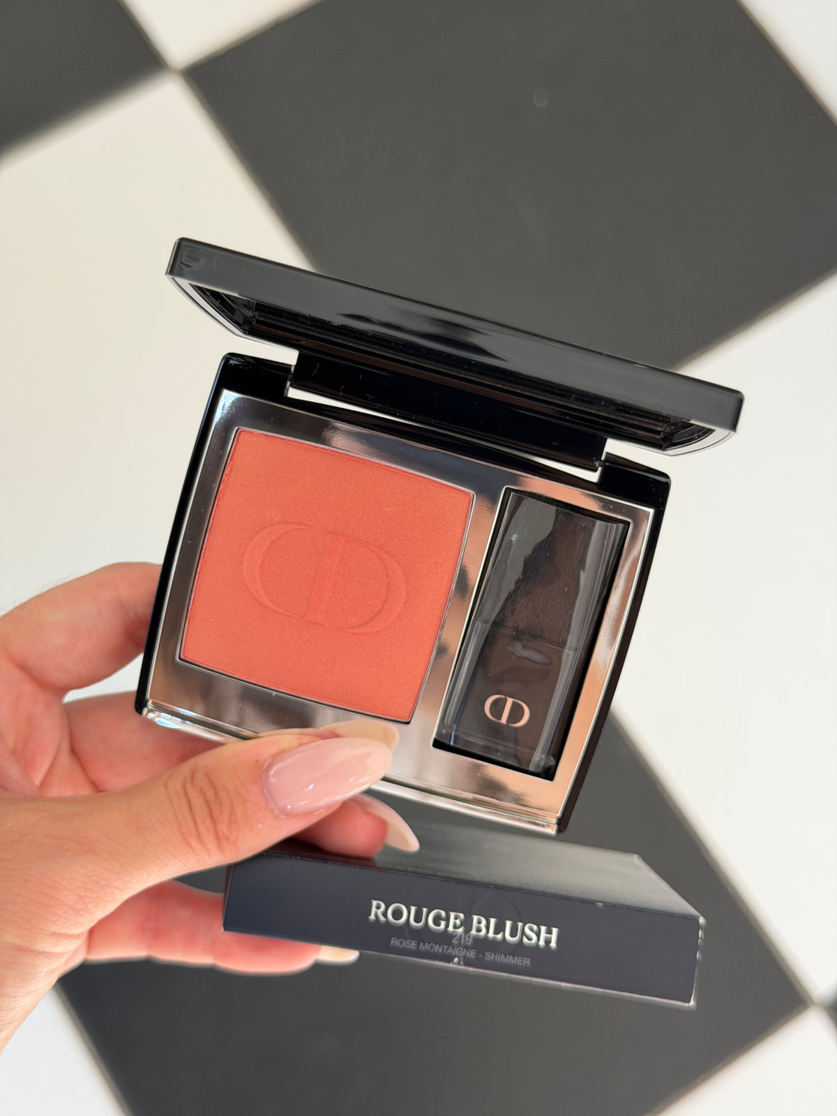 DIOR Rouge Blush
Couture Colour Makeup - Long Wear (219)