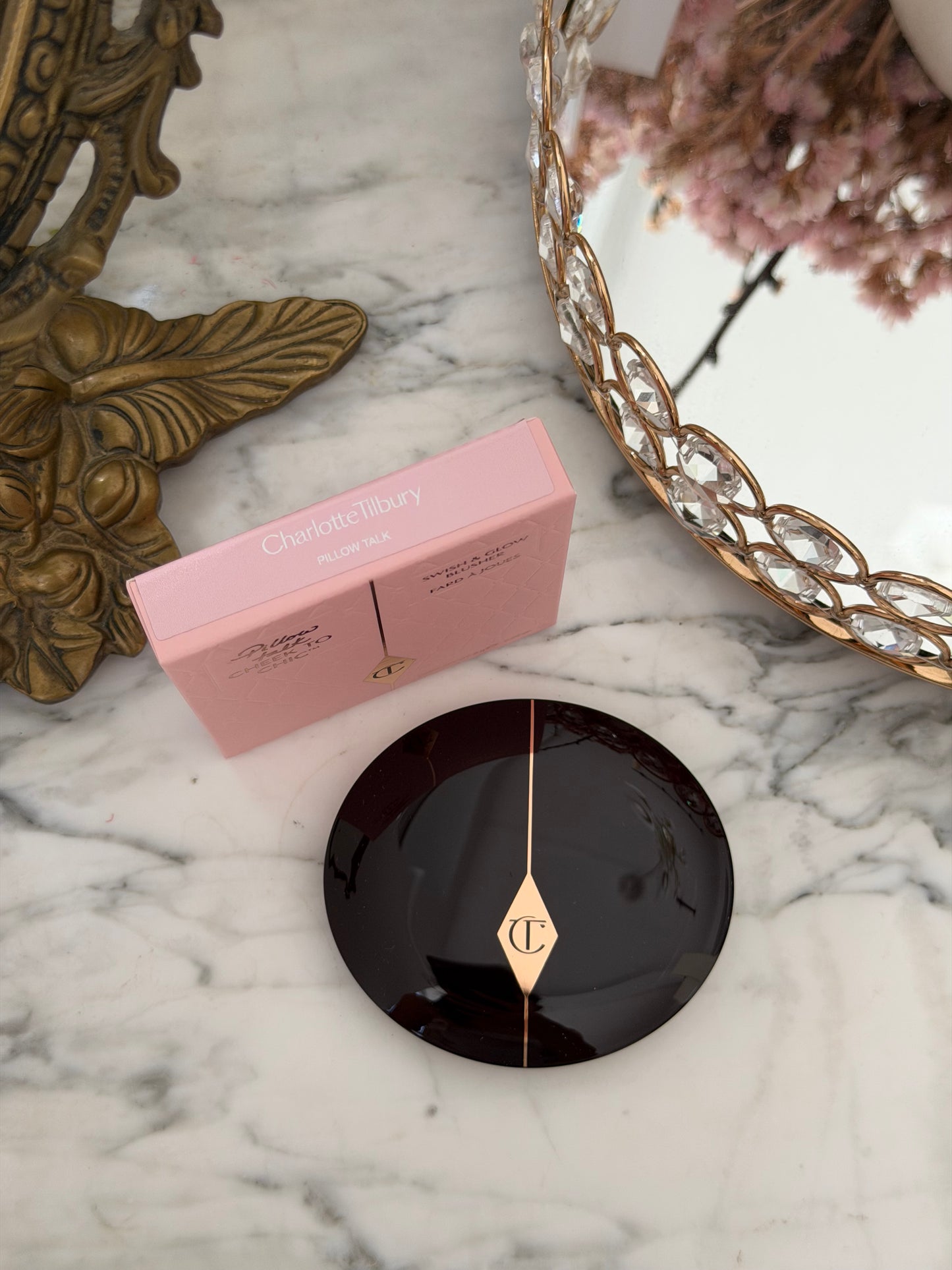 CHARLOTTE TILBURY Cheek To Chic - Swish & Glow Blusher Pillow Talk