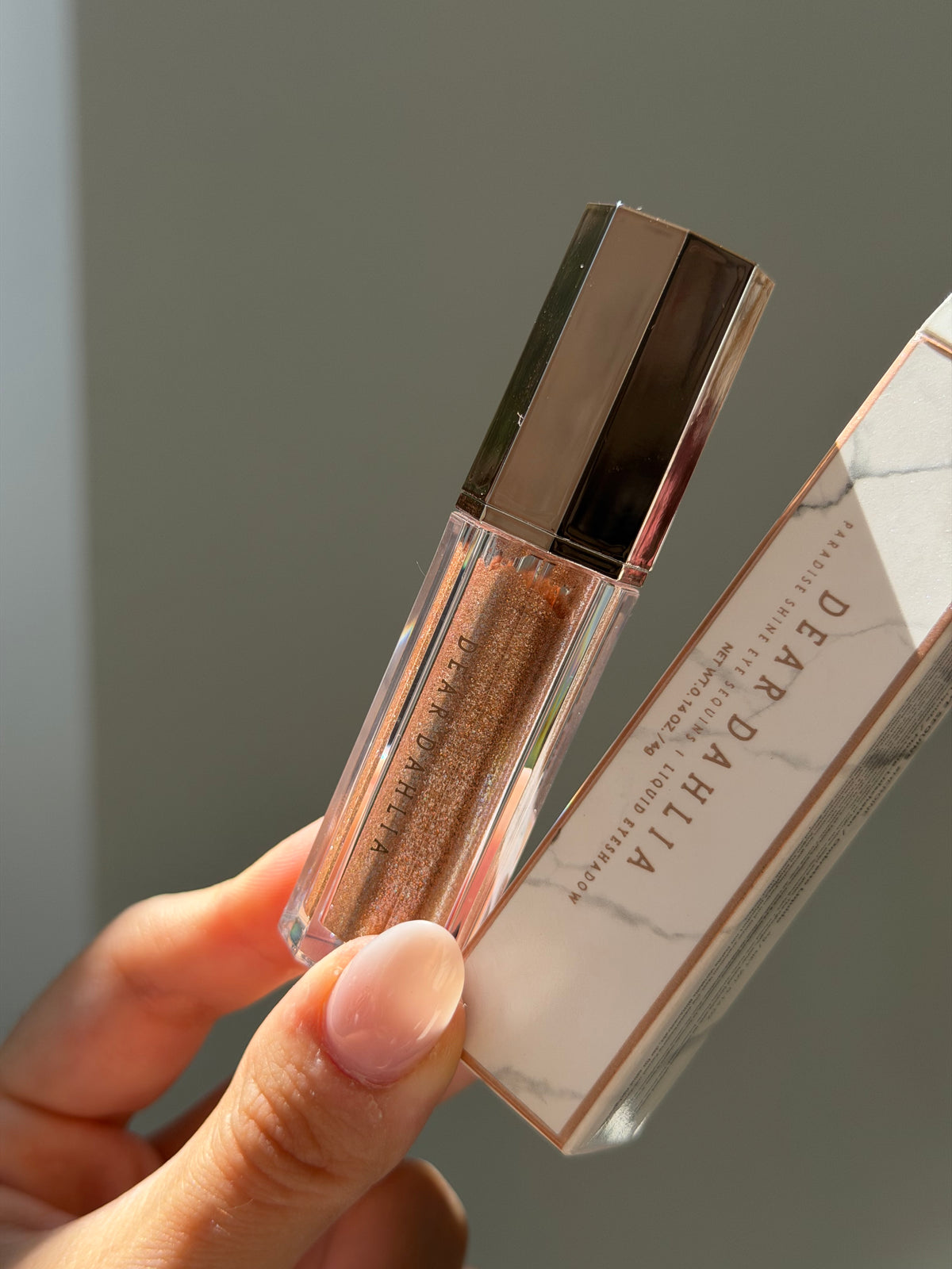 DEAR DAHLIA Paradise Shine Eye Sequins Liquid Eyeshadow - Heroine
